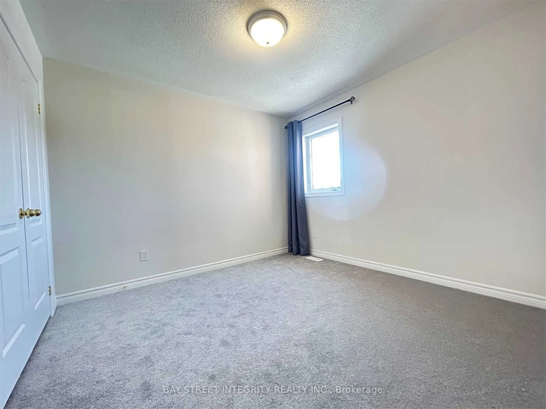 1843 Fosterbrook Street