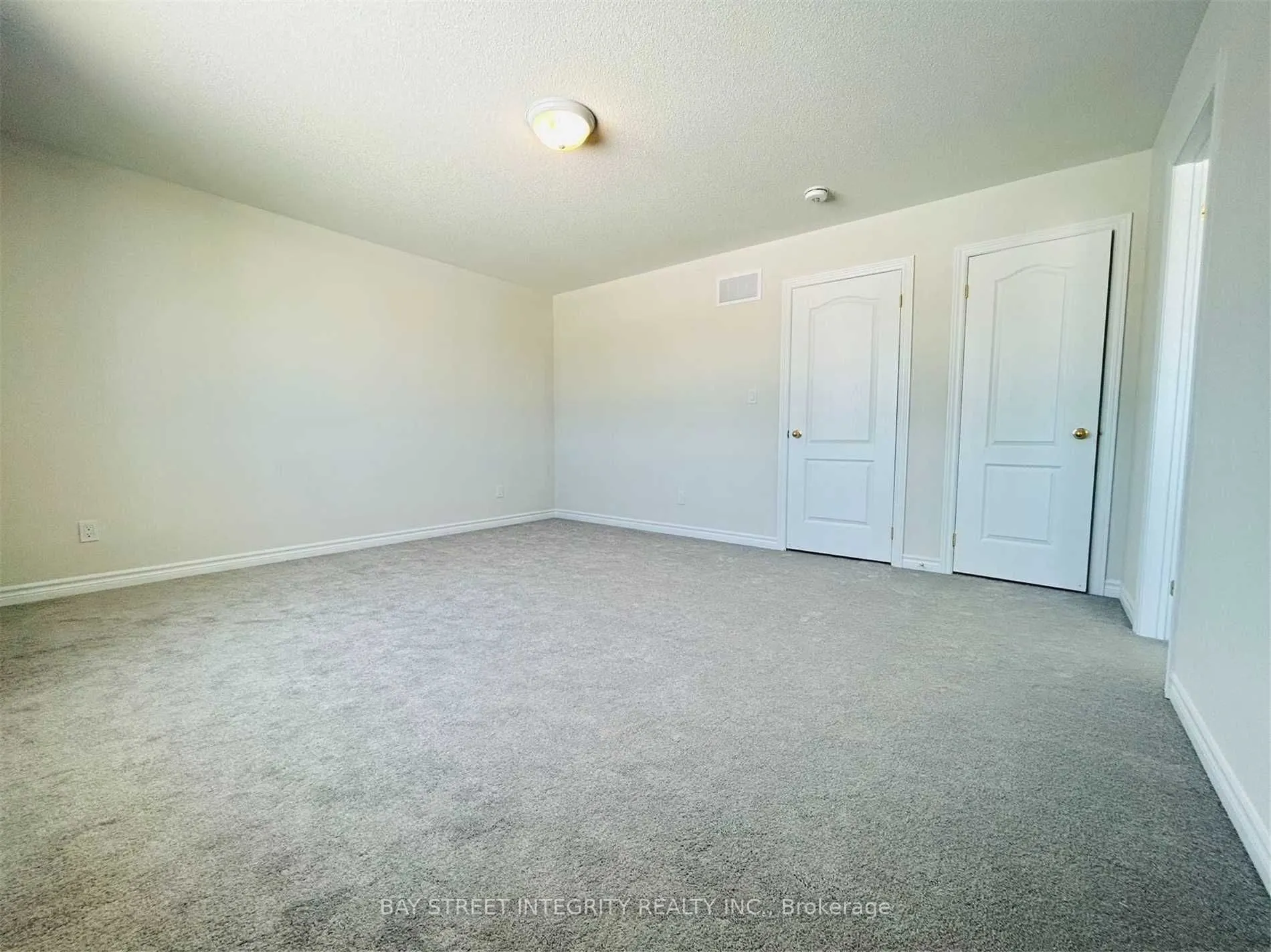 1843 Fosterbrook Street