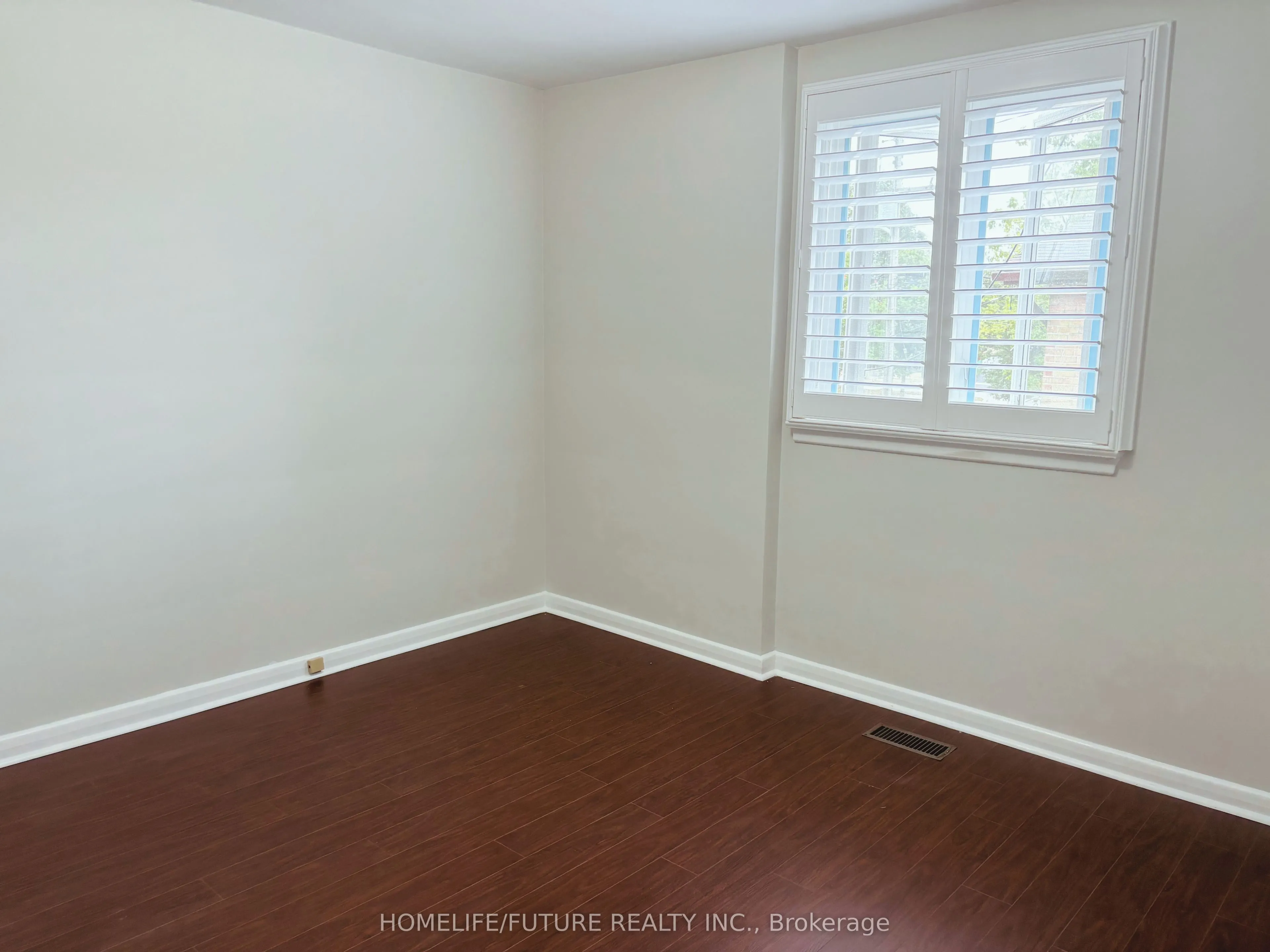 87 Pandora Circle