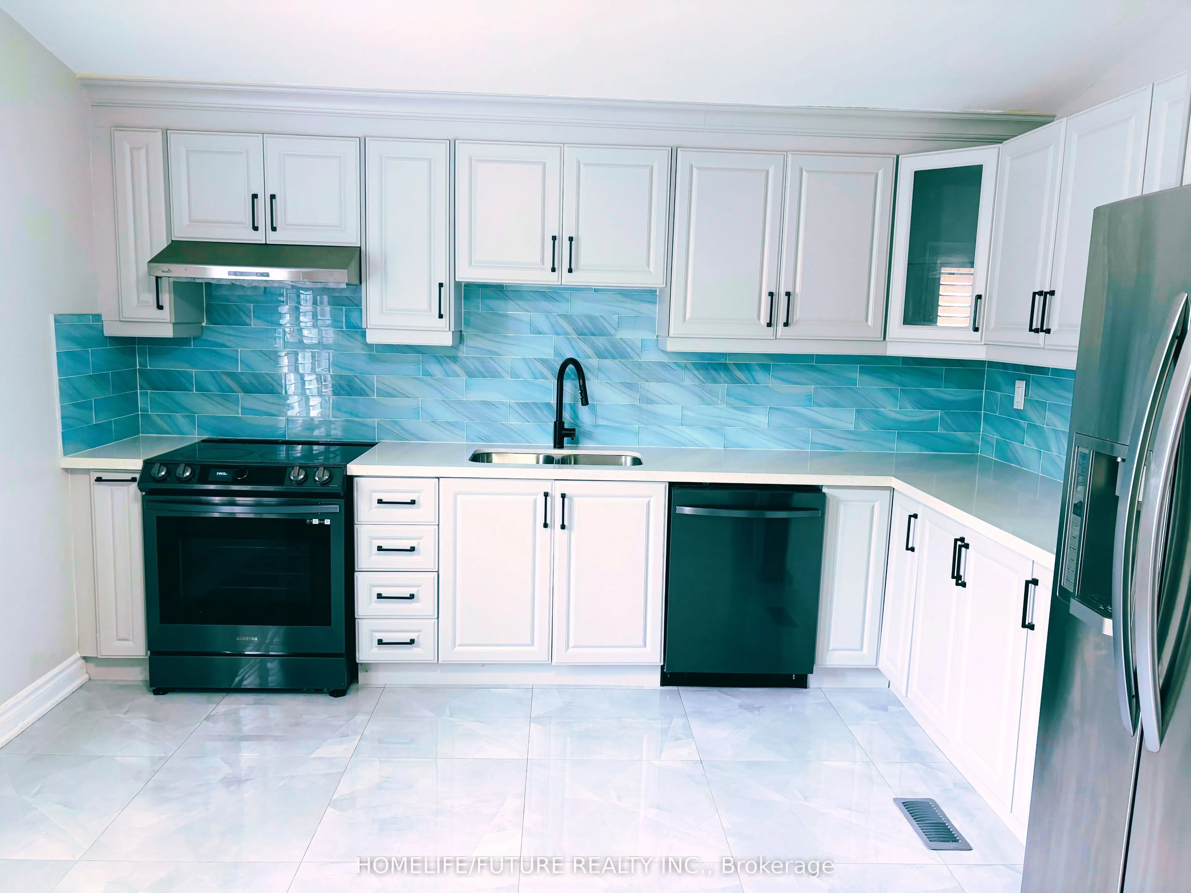87 Pandora Circle