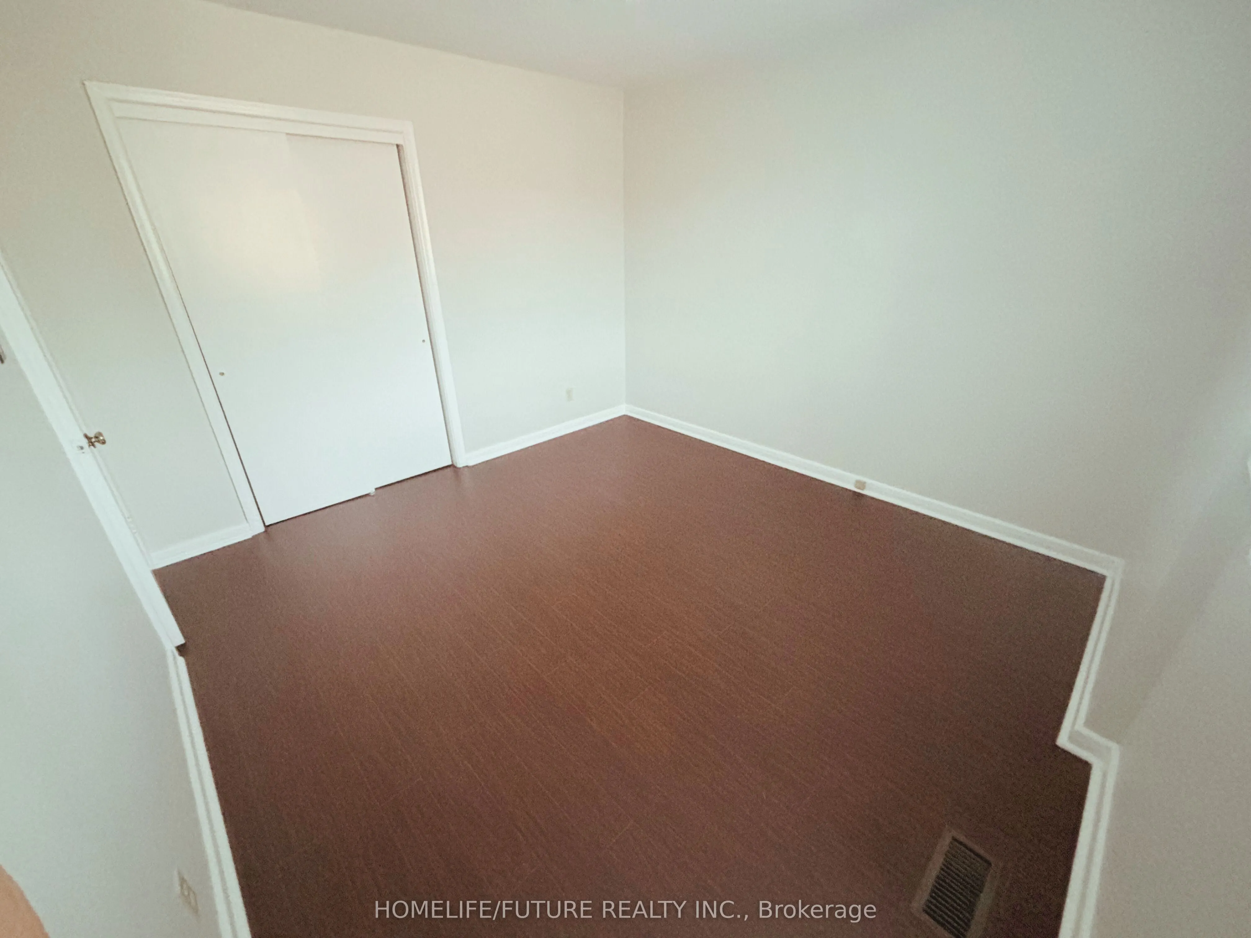 87 Pandora Circle