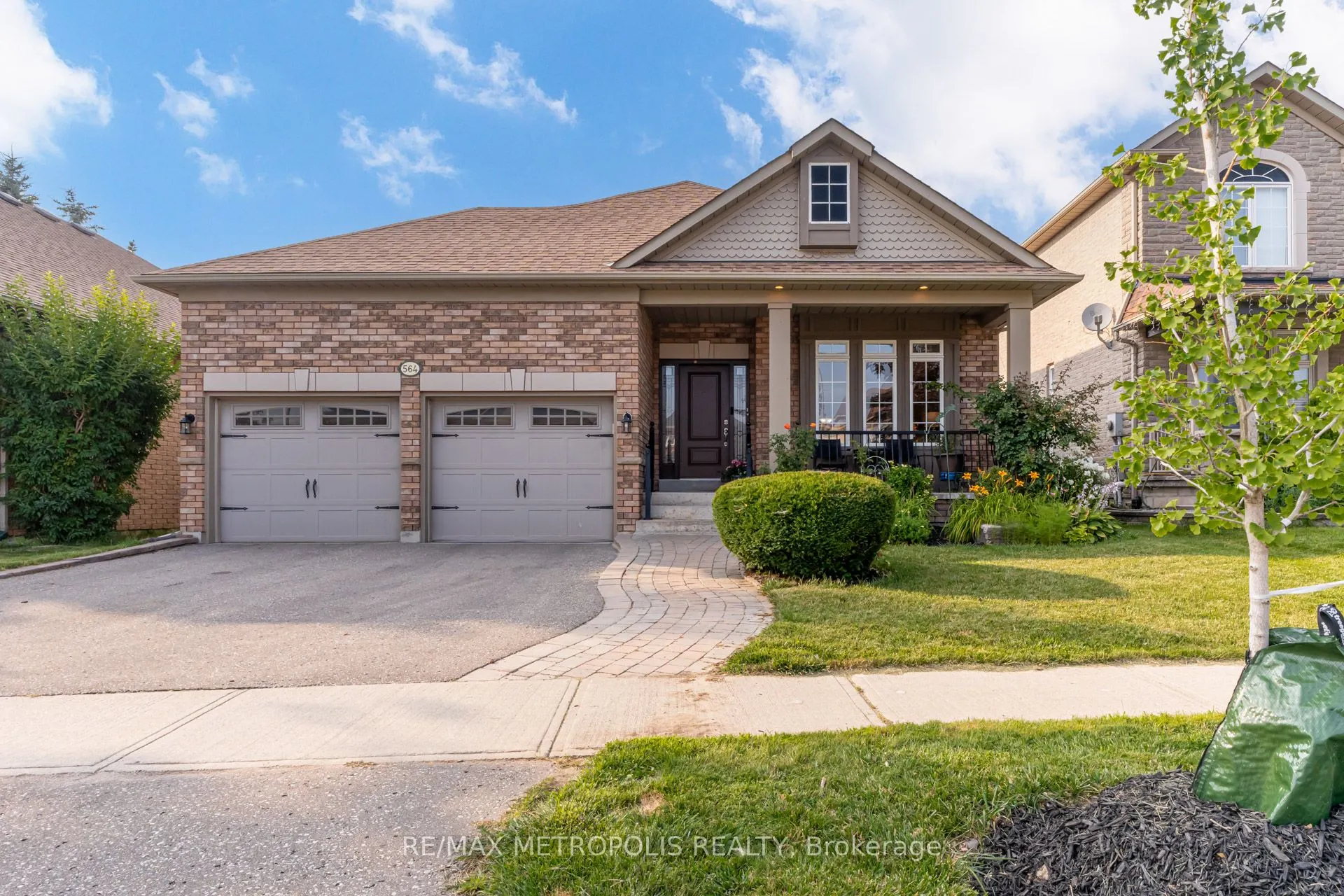 564 Blackwood Boulevard