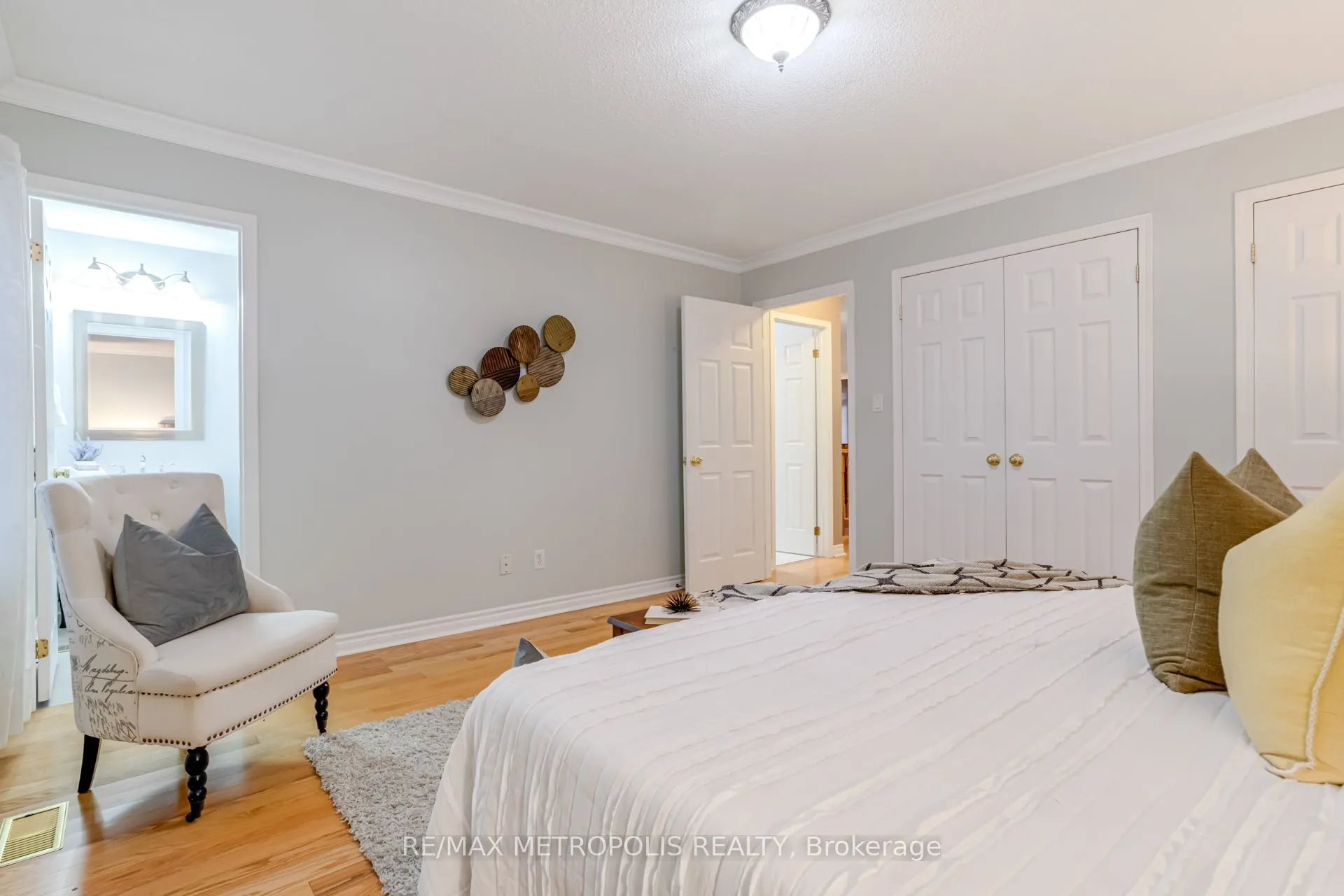 564 Blackwood Boulevard