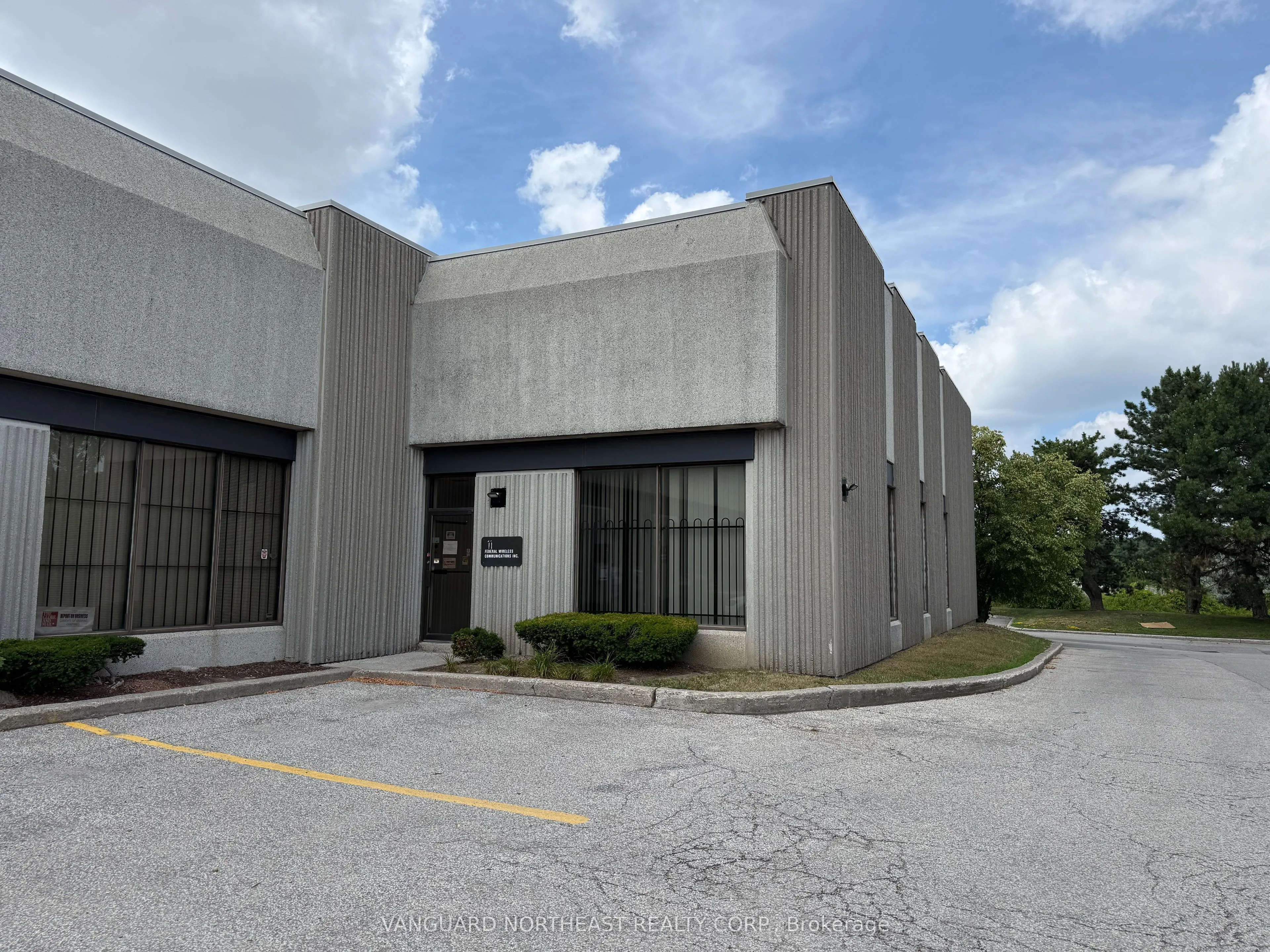5250 Finch Avenue E, #11