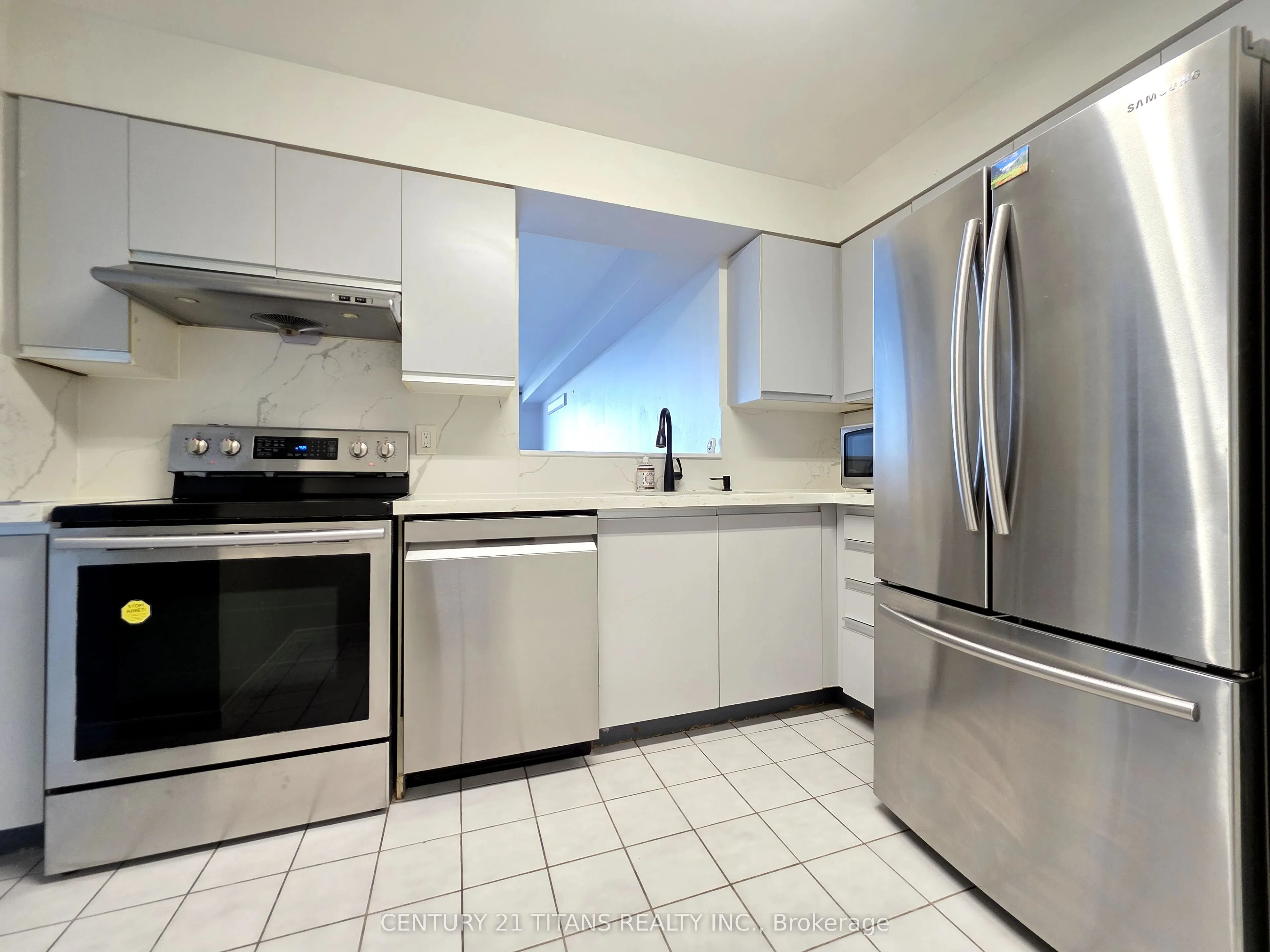 480 Mclevin Avenue, #716