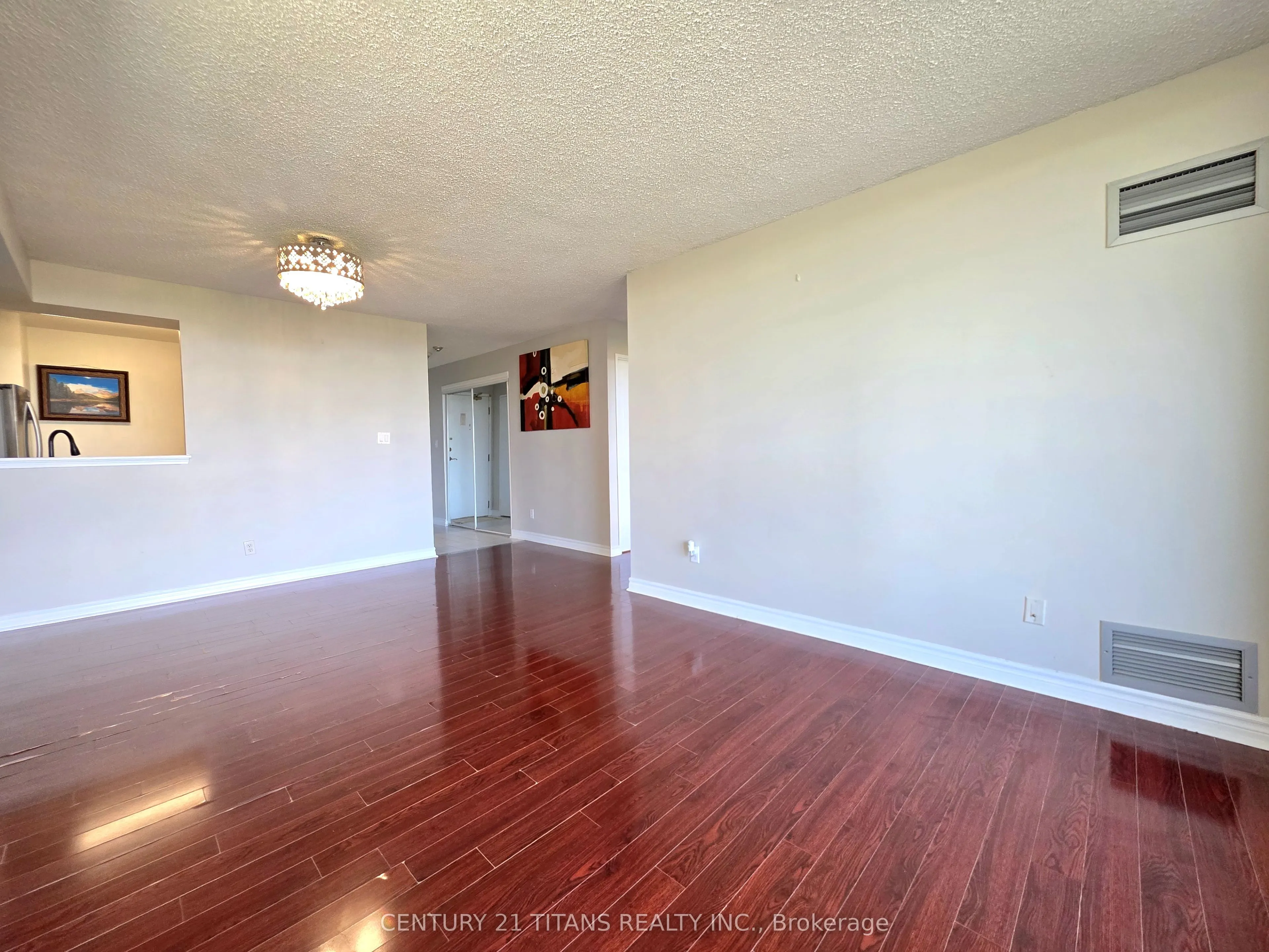 480 Mclevin Avenue, #716