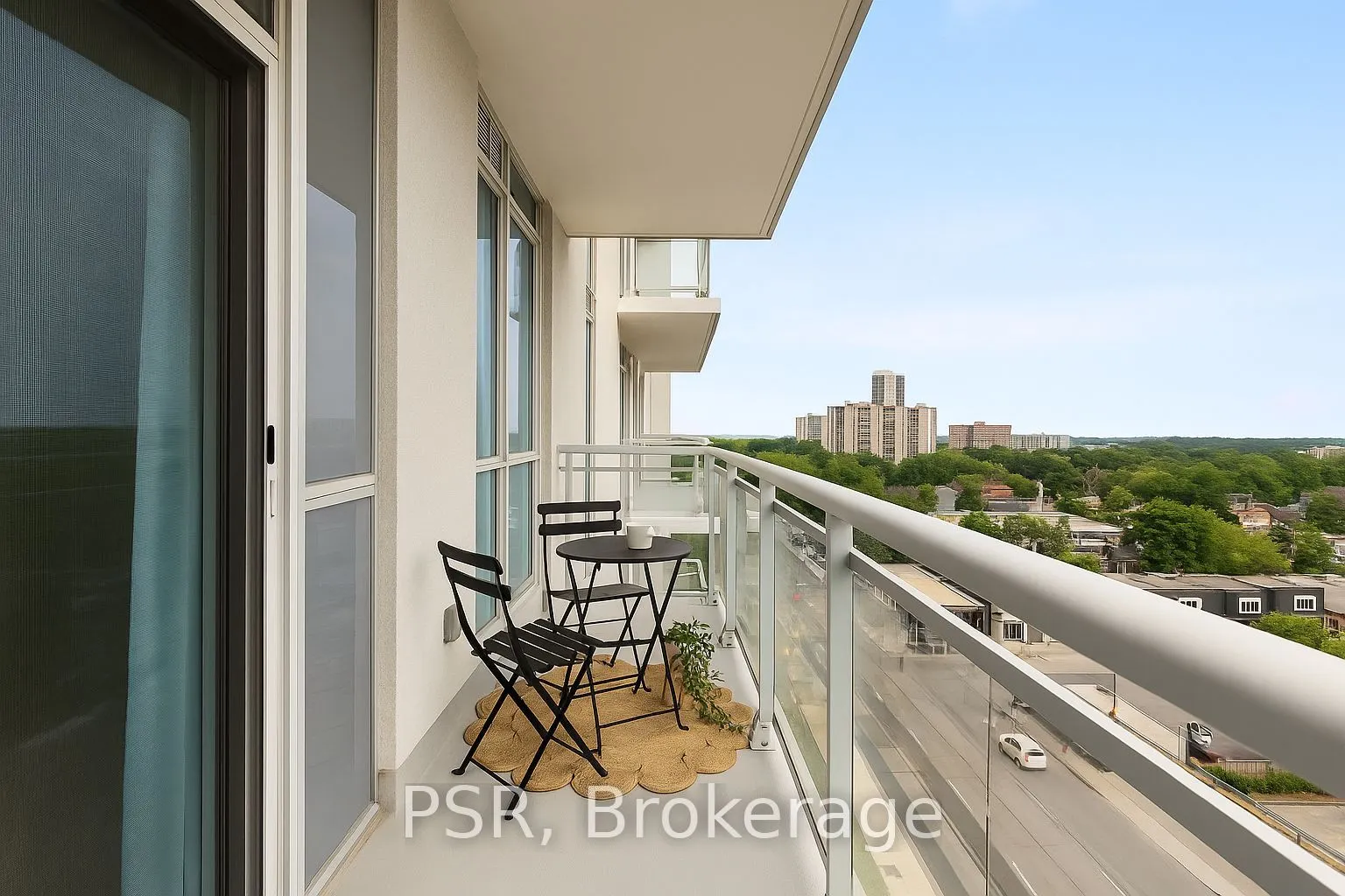 286 Main Street, #807