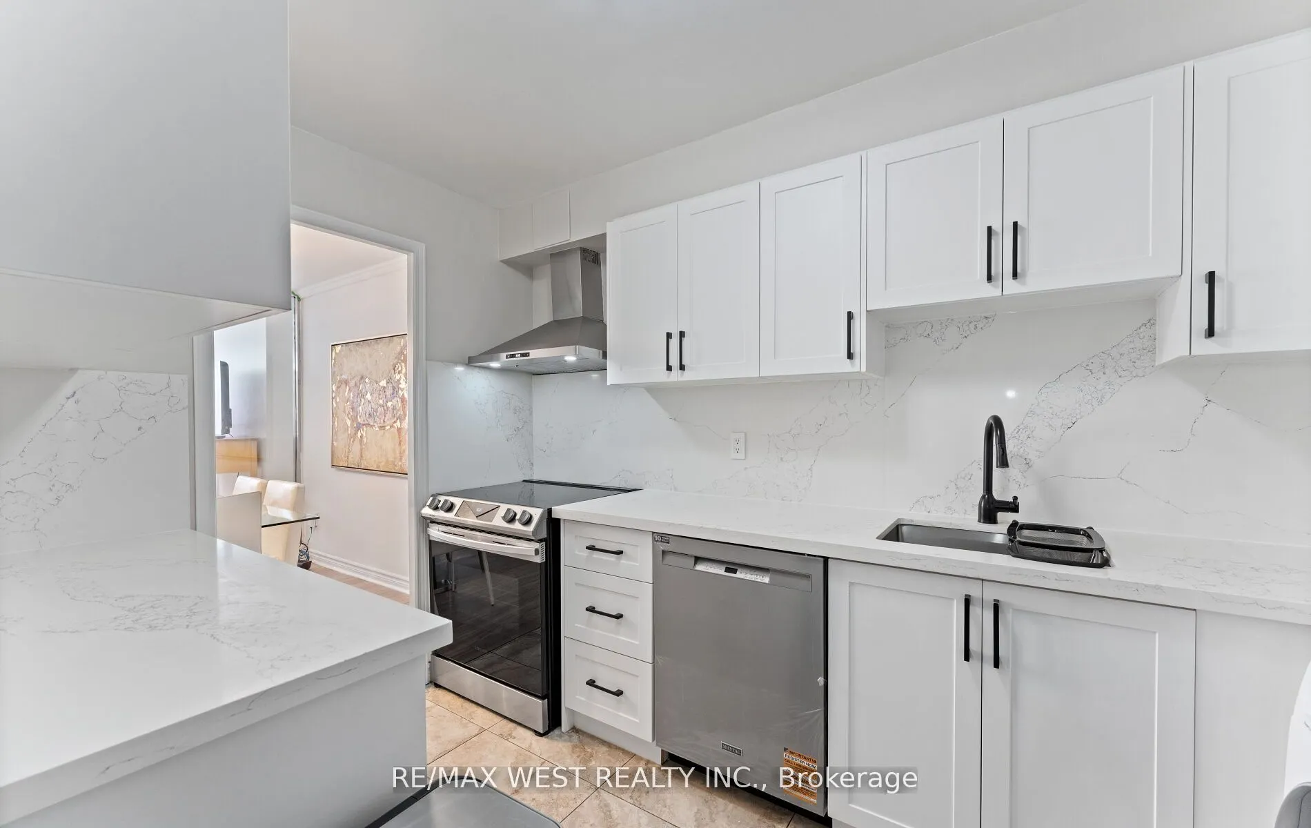 5 Massey Square, #2910