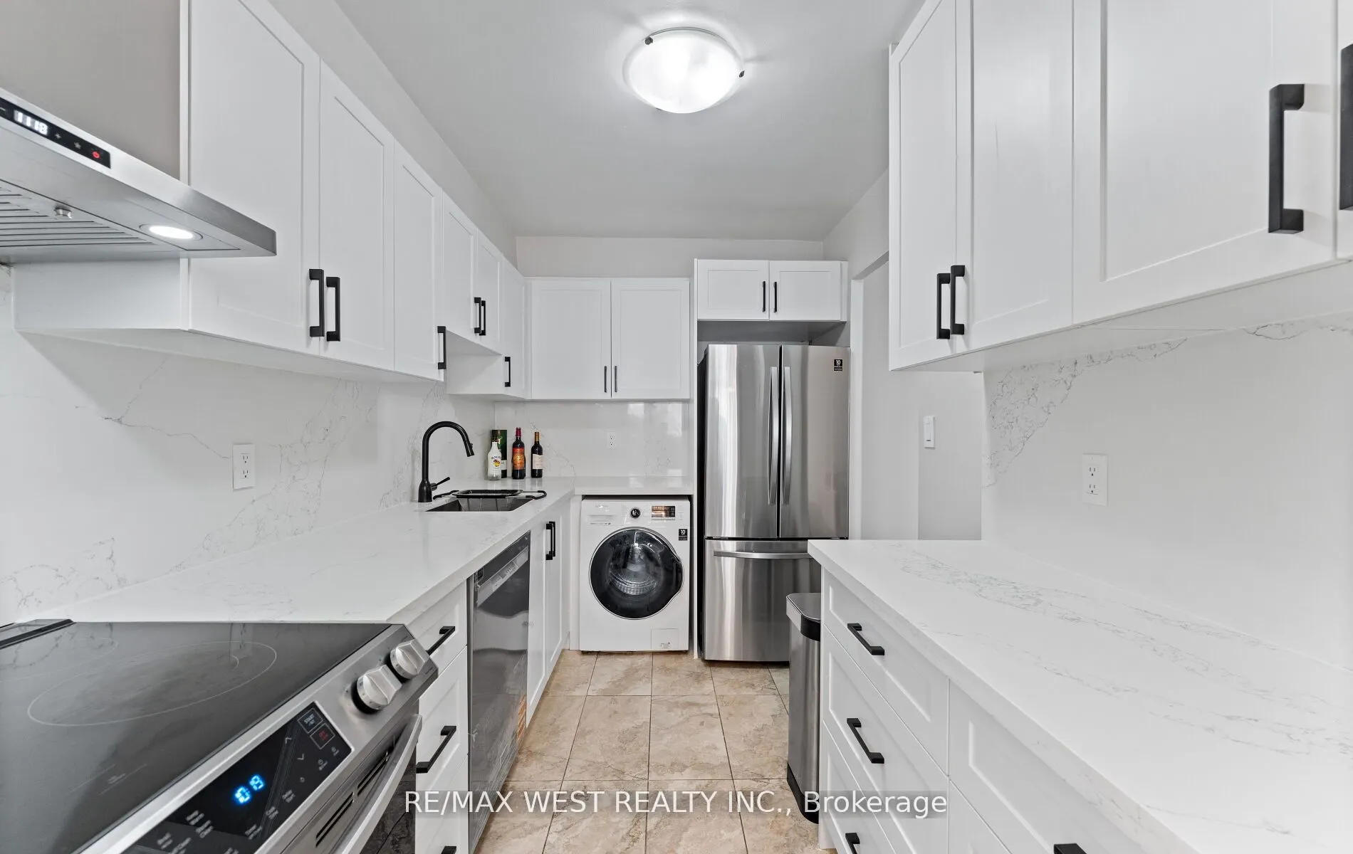5 Massey Square, #2910