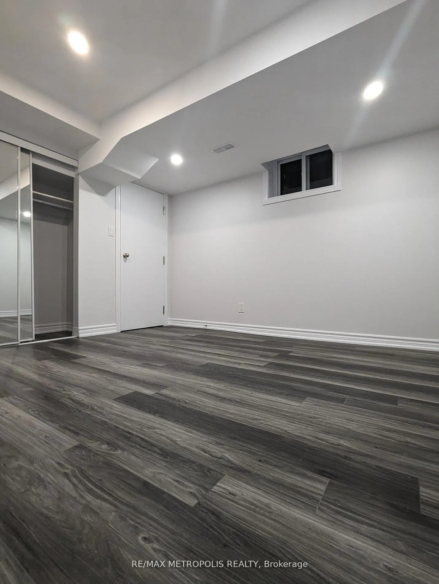 20 Blackbird Gate, #BSMT
