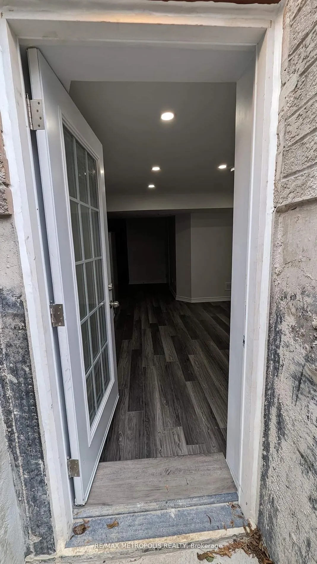 20 Blackbird Gate, #BSMT