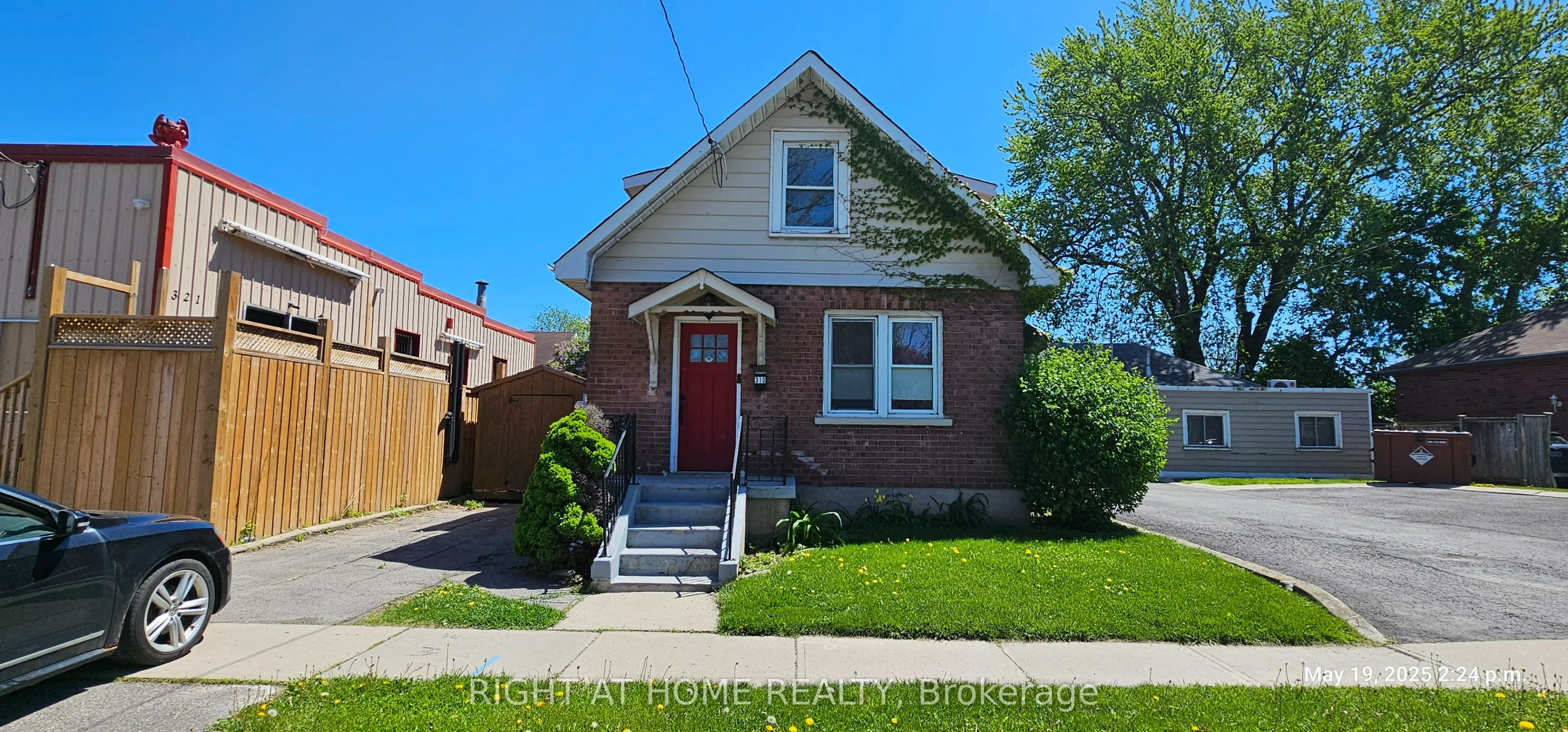 313 Olive Avenue