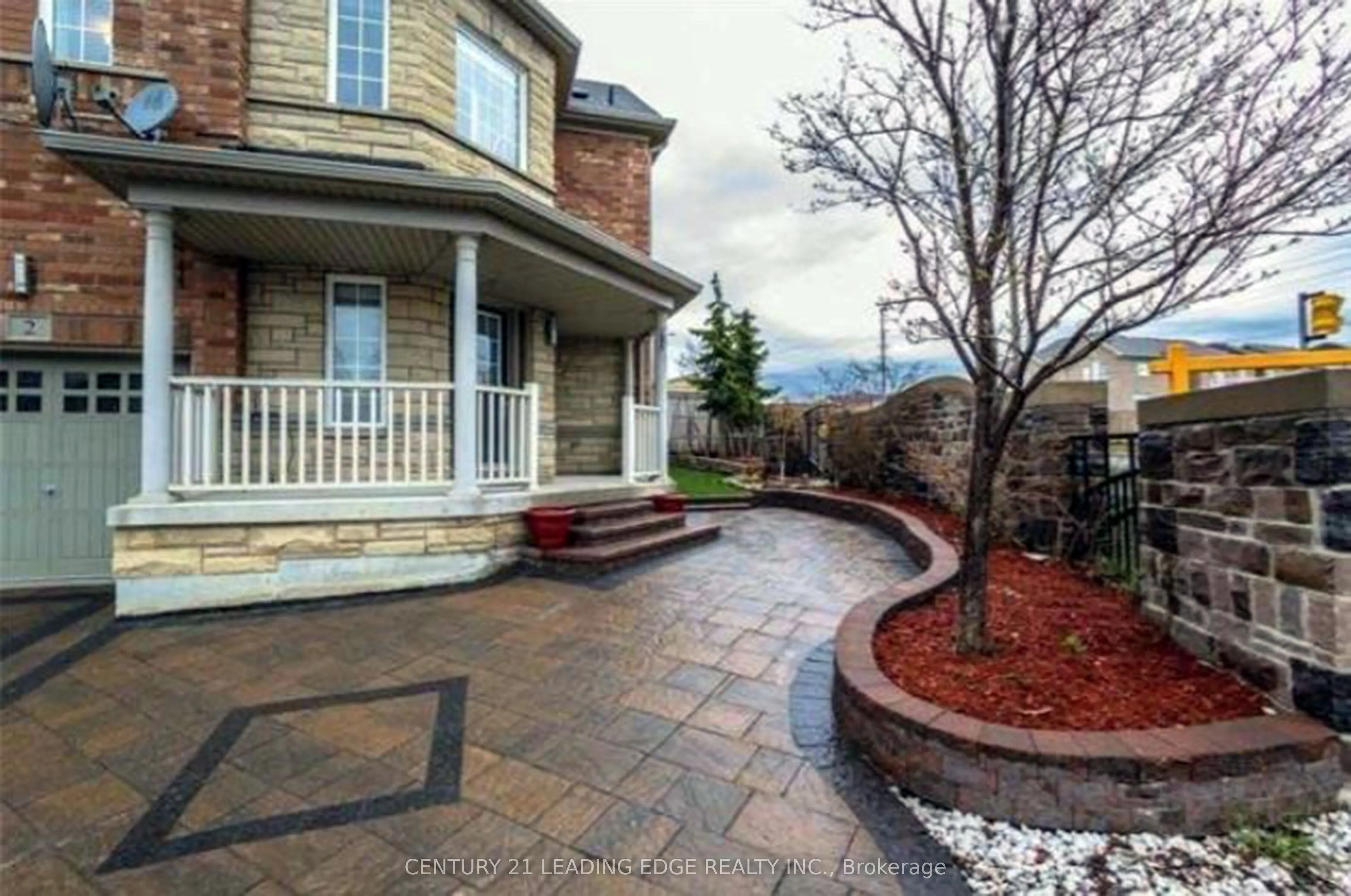 2 Thackery Drive