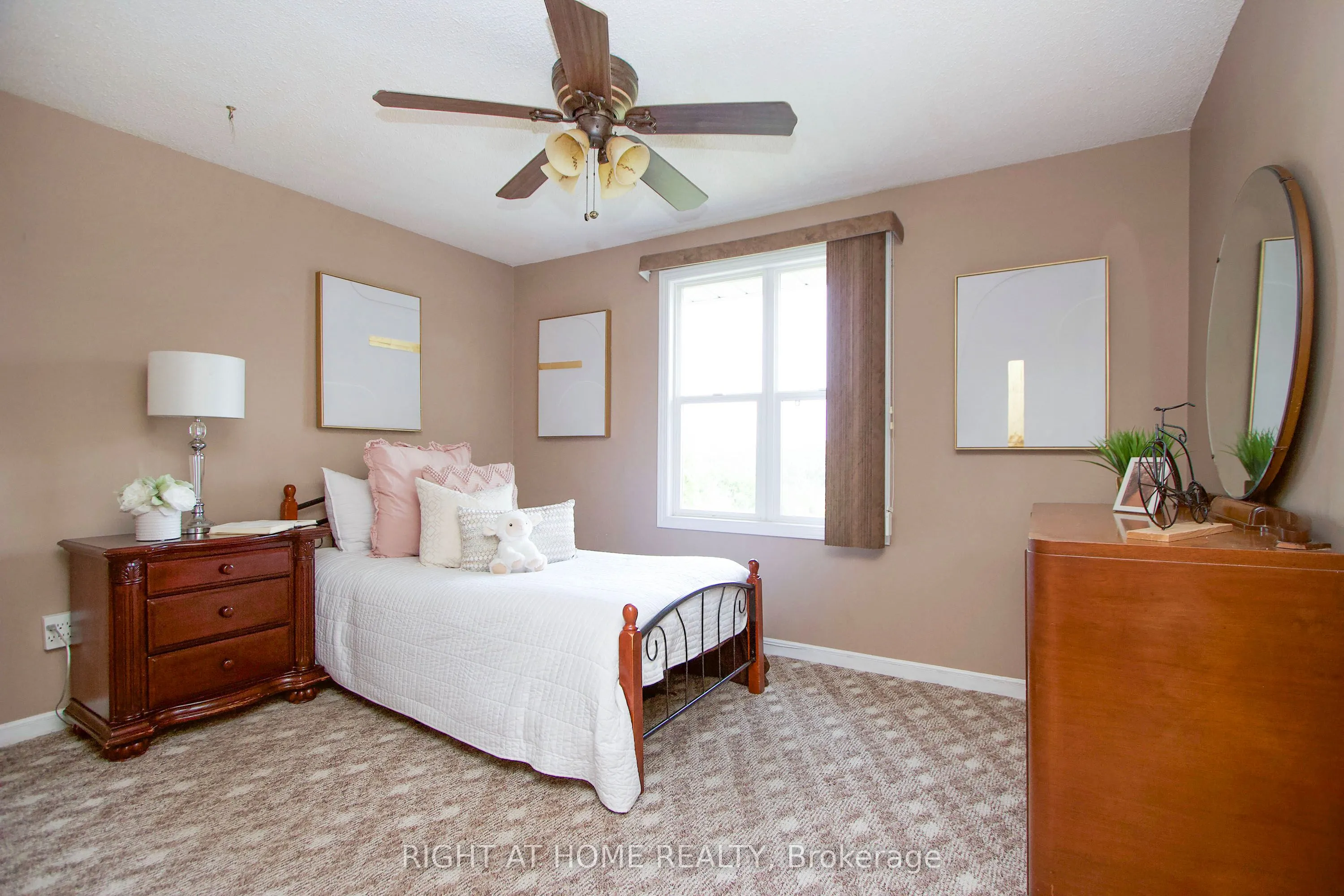 102 Hialeah Crescent