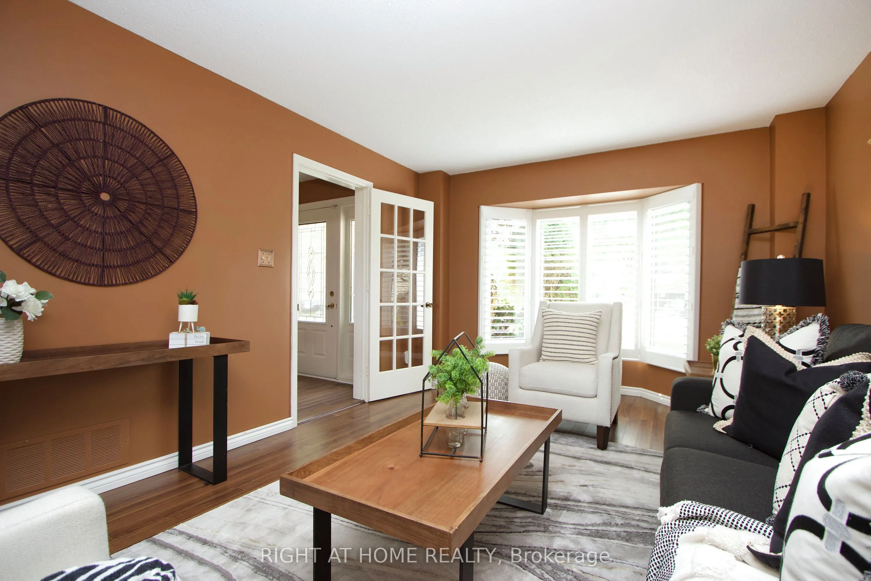 102 Hialeah Crescent