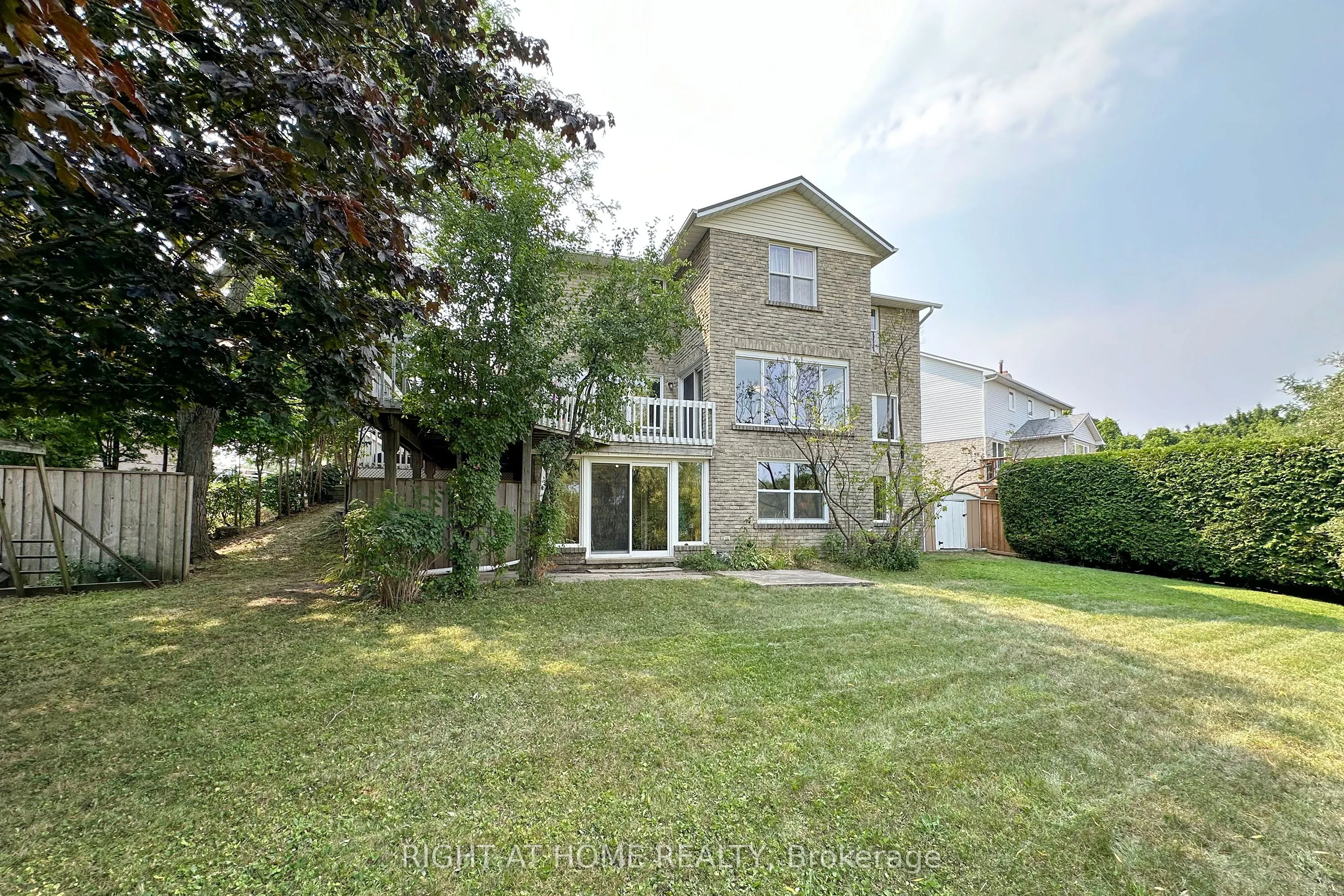 102 Hialeah Crescent