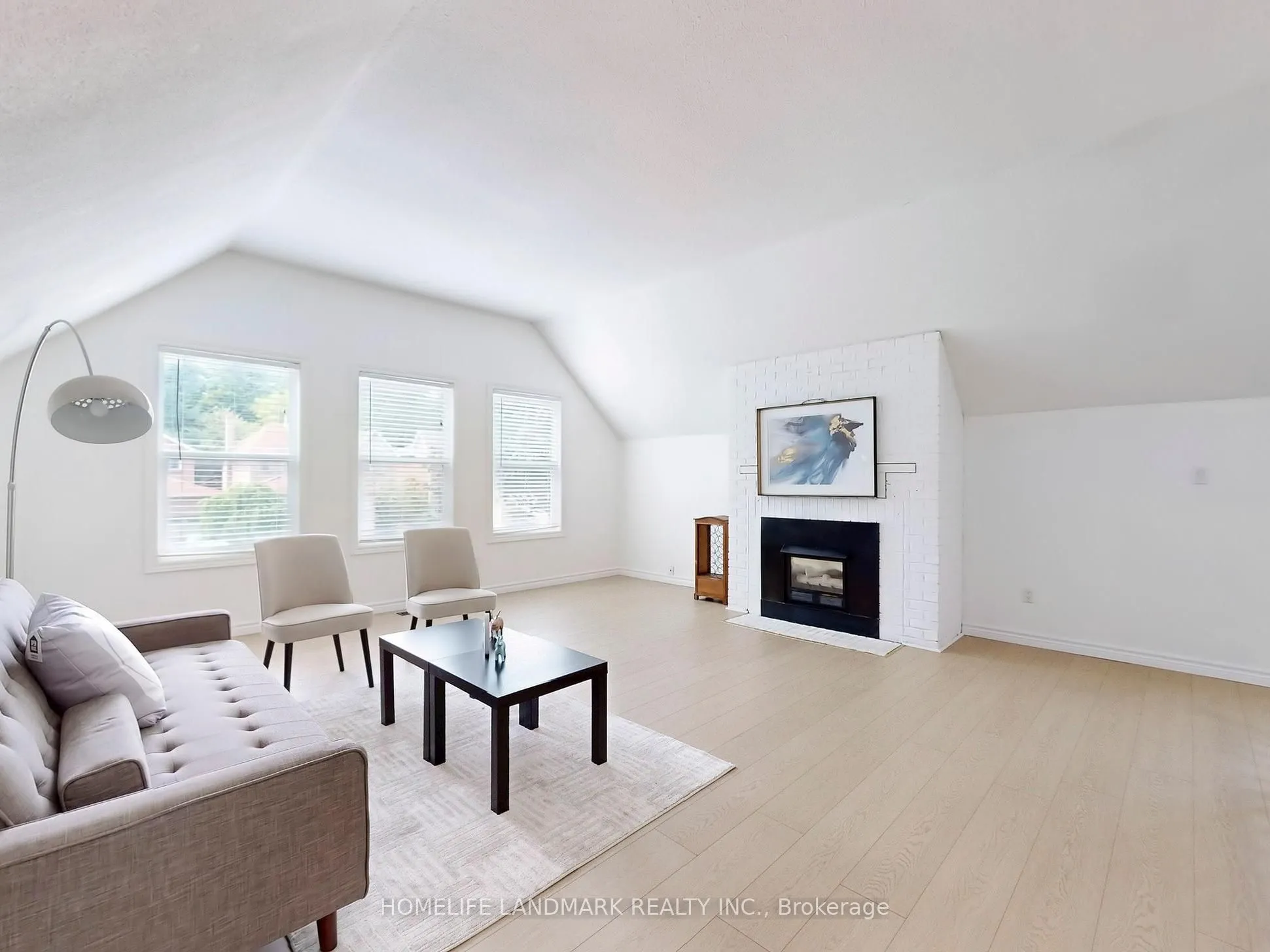 120 Ravenscroft Road