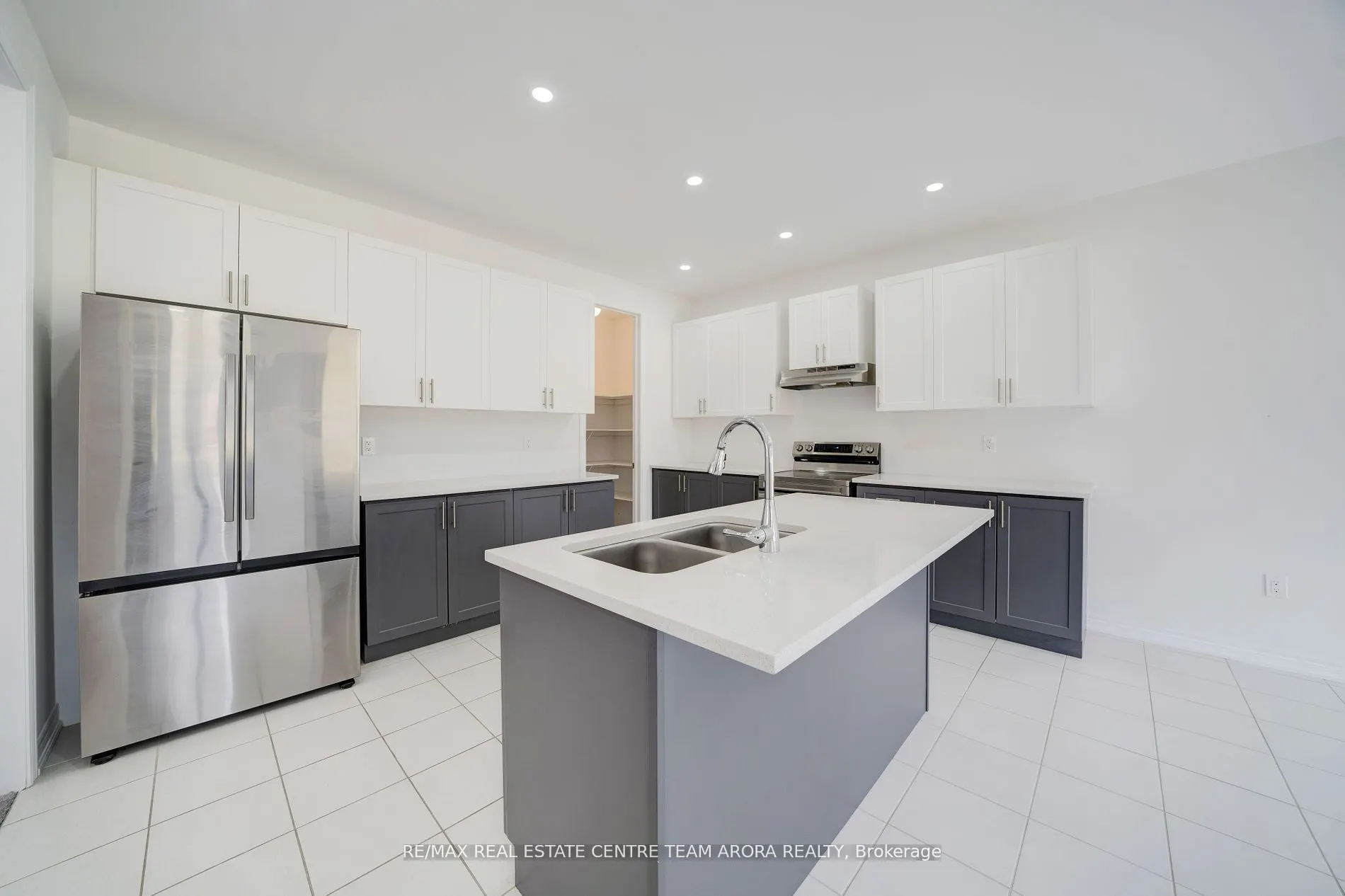 2073 Chris Mason Street