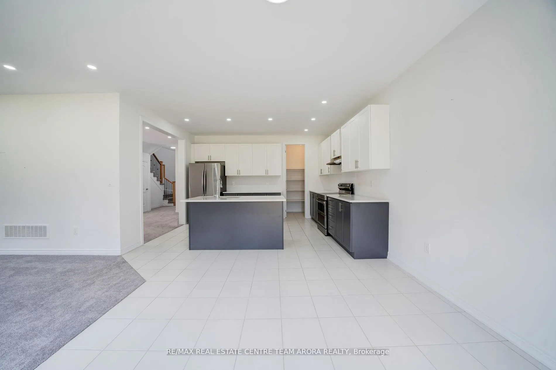 2073 Chris Mason Street