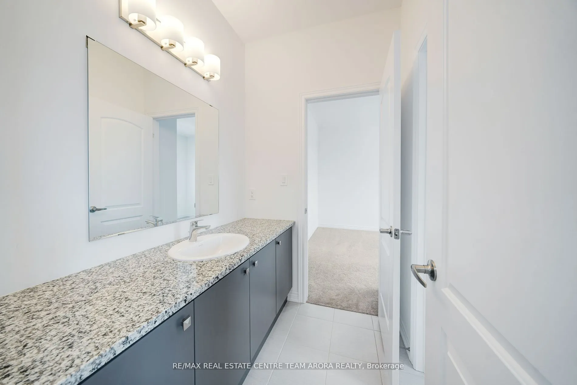 2073 Chris Mason Street