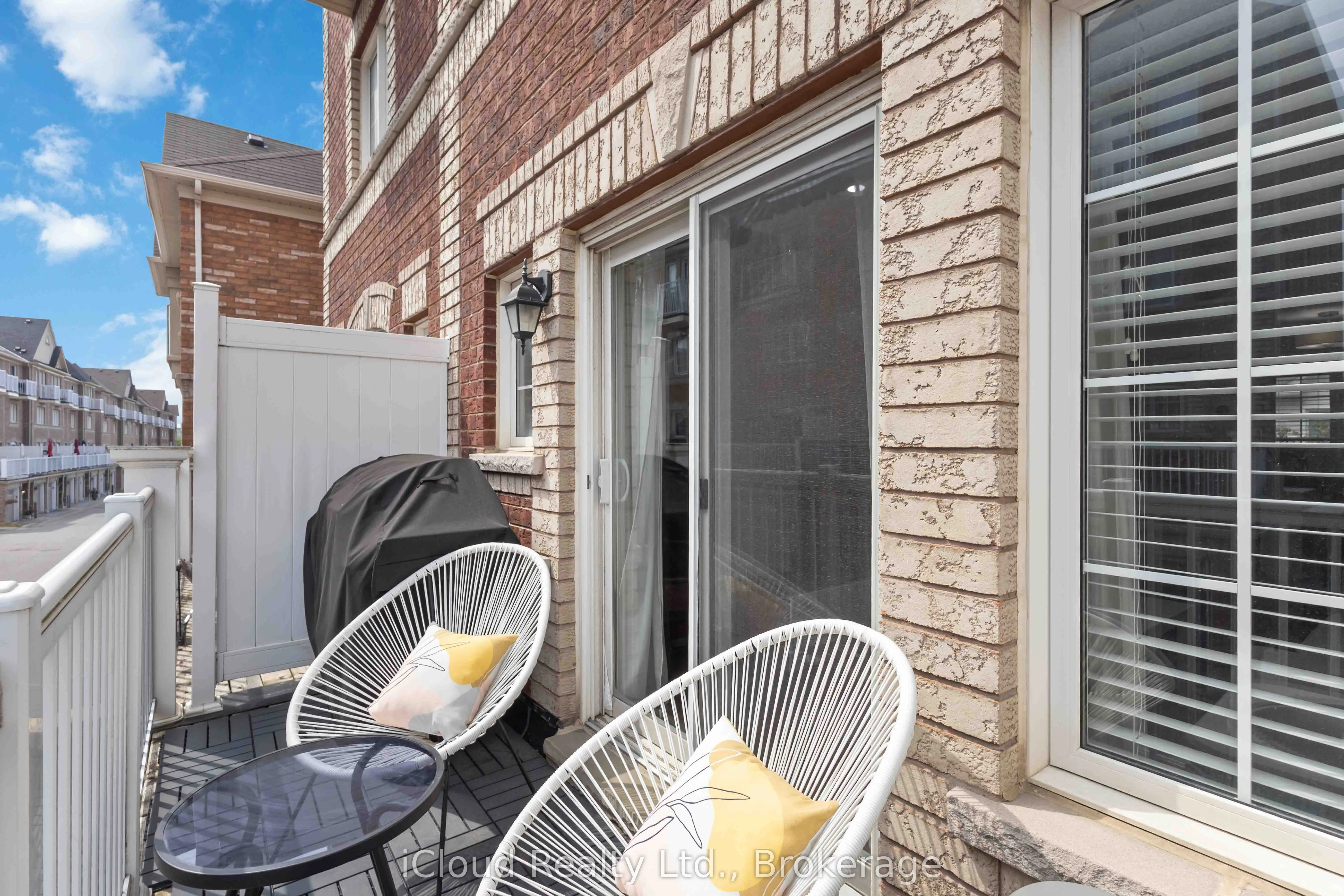 12 Cooperage Lane SW