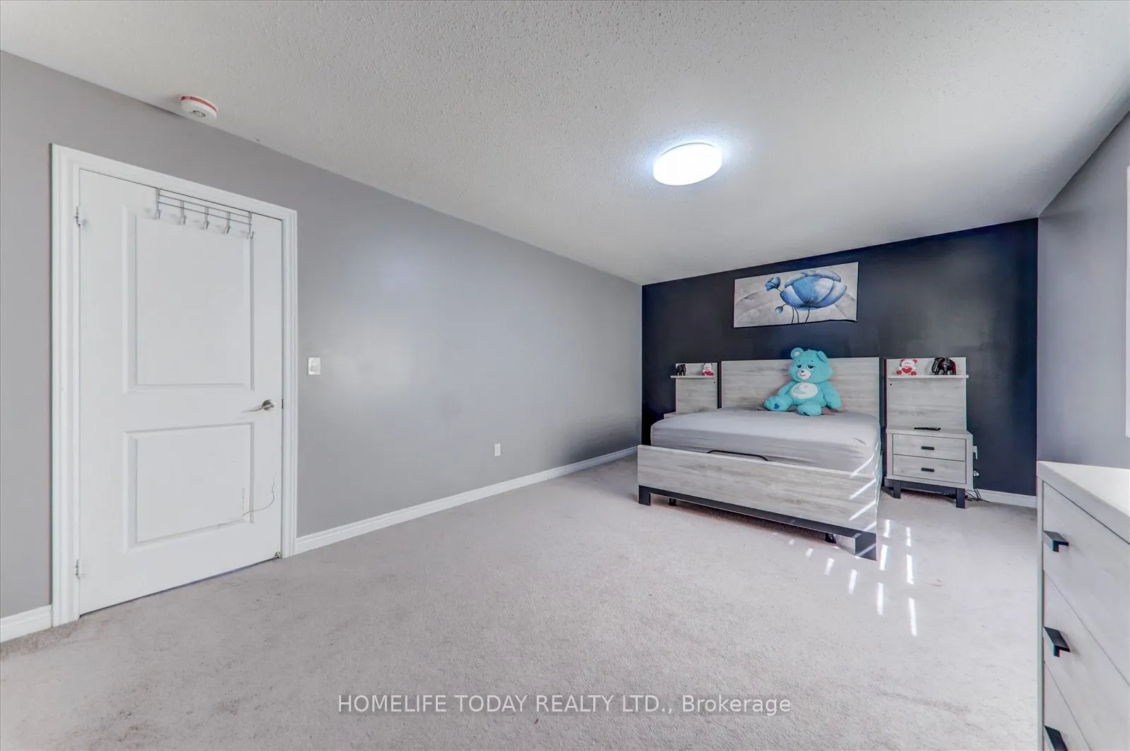 106 Noden Crescent