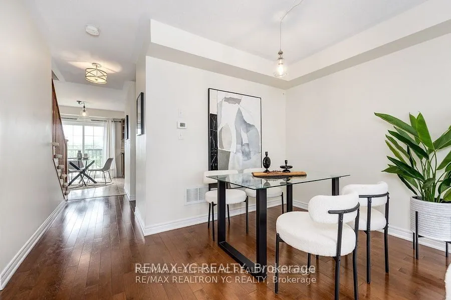 11 Reevesmere Lane