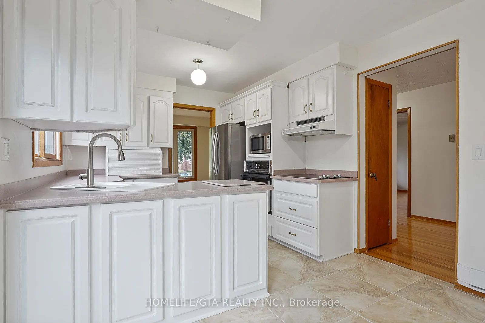 821 Ferndale Street, #Main