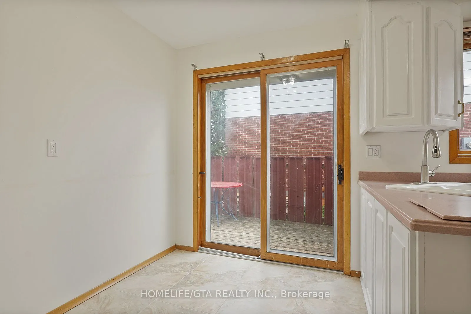 821 Ferndale Street, #Main