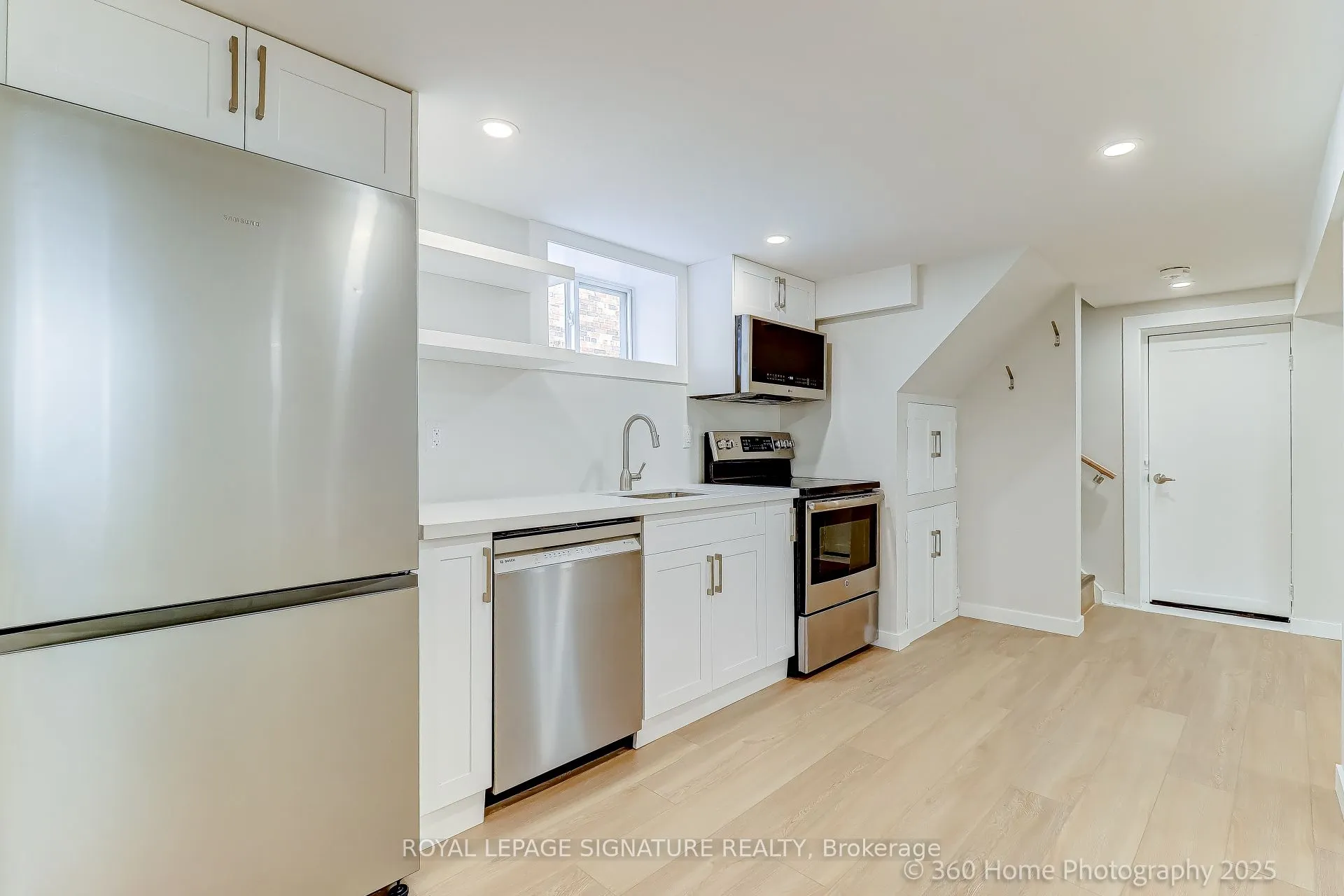 38 Westview Boulevard, #Basement