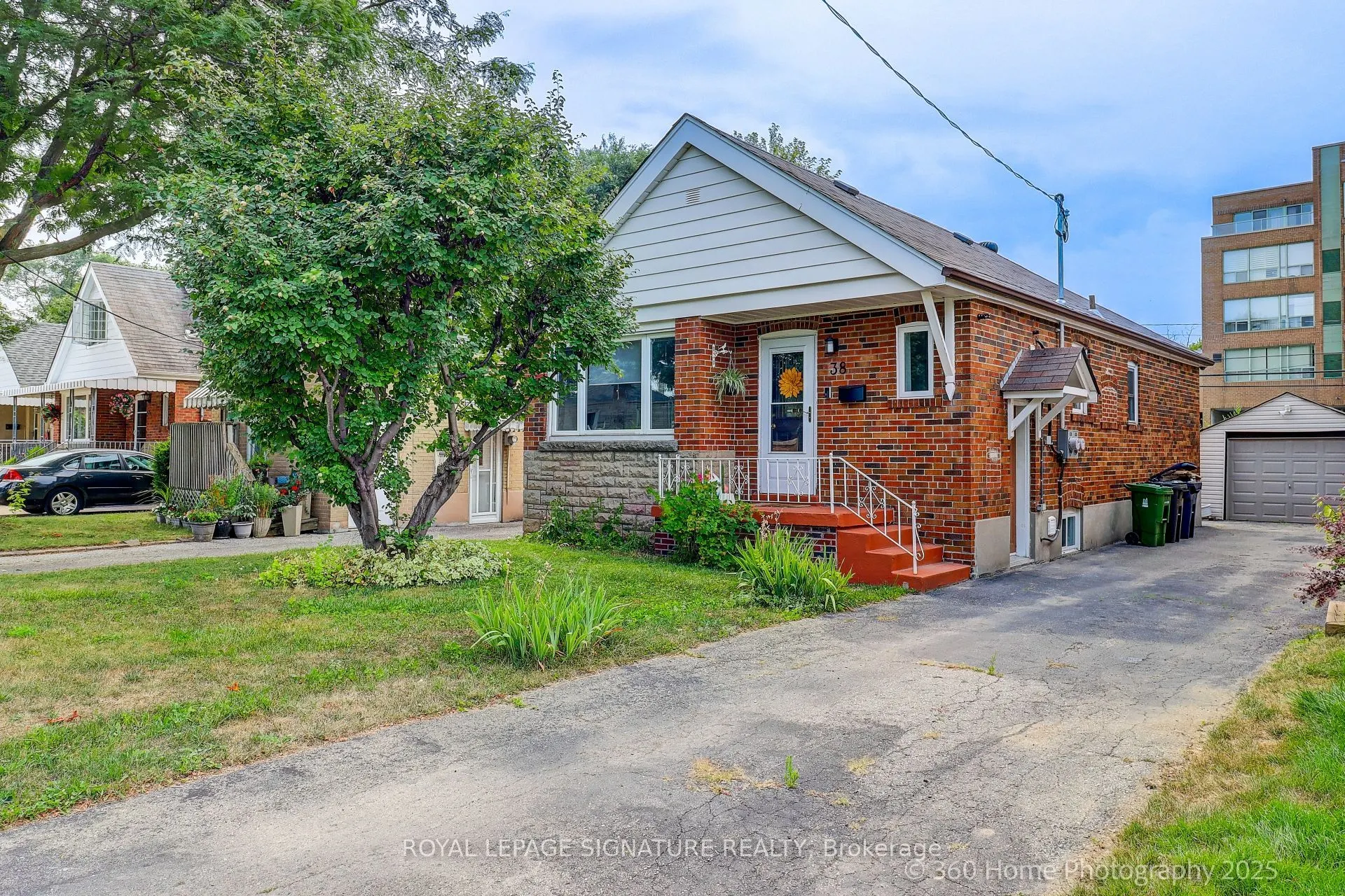 38 Westview Boulevard, #Basement