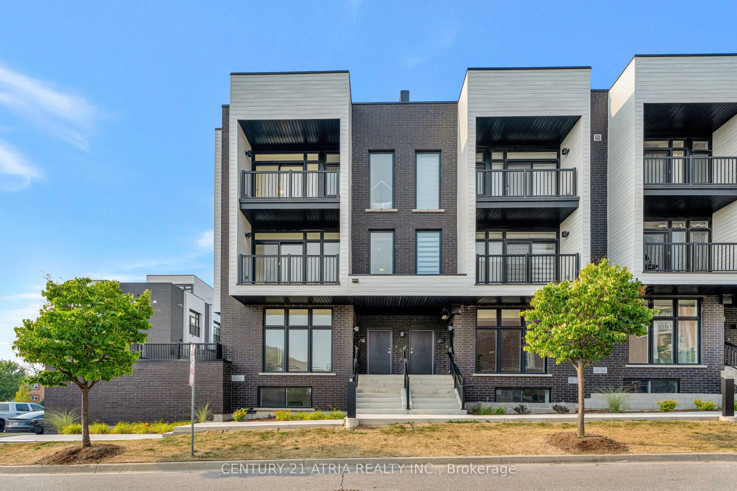 184 Angus Drive, #8