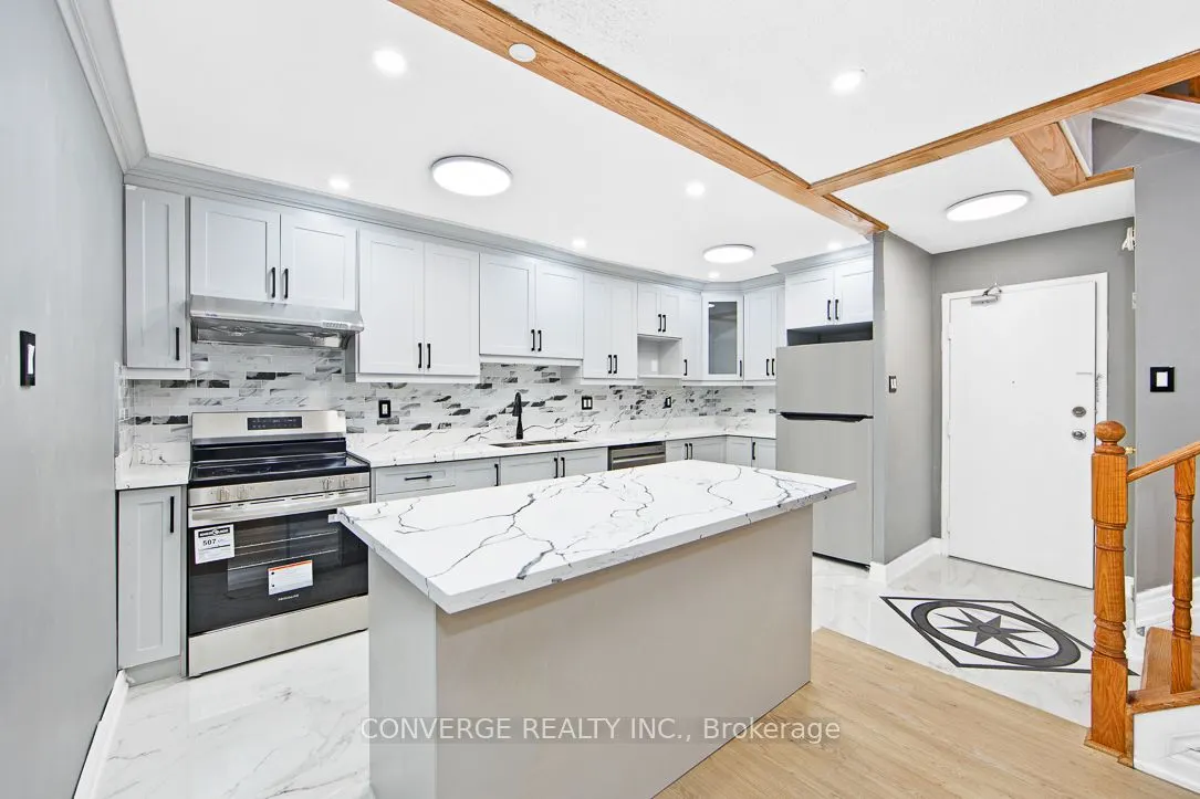 4062 Lawrence Avenue E, #406