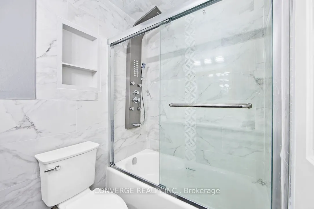 4062 Lawrence Avenue E, #406