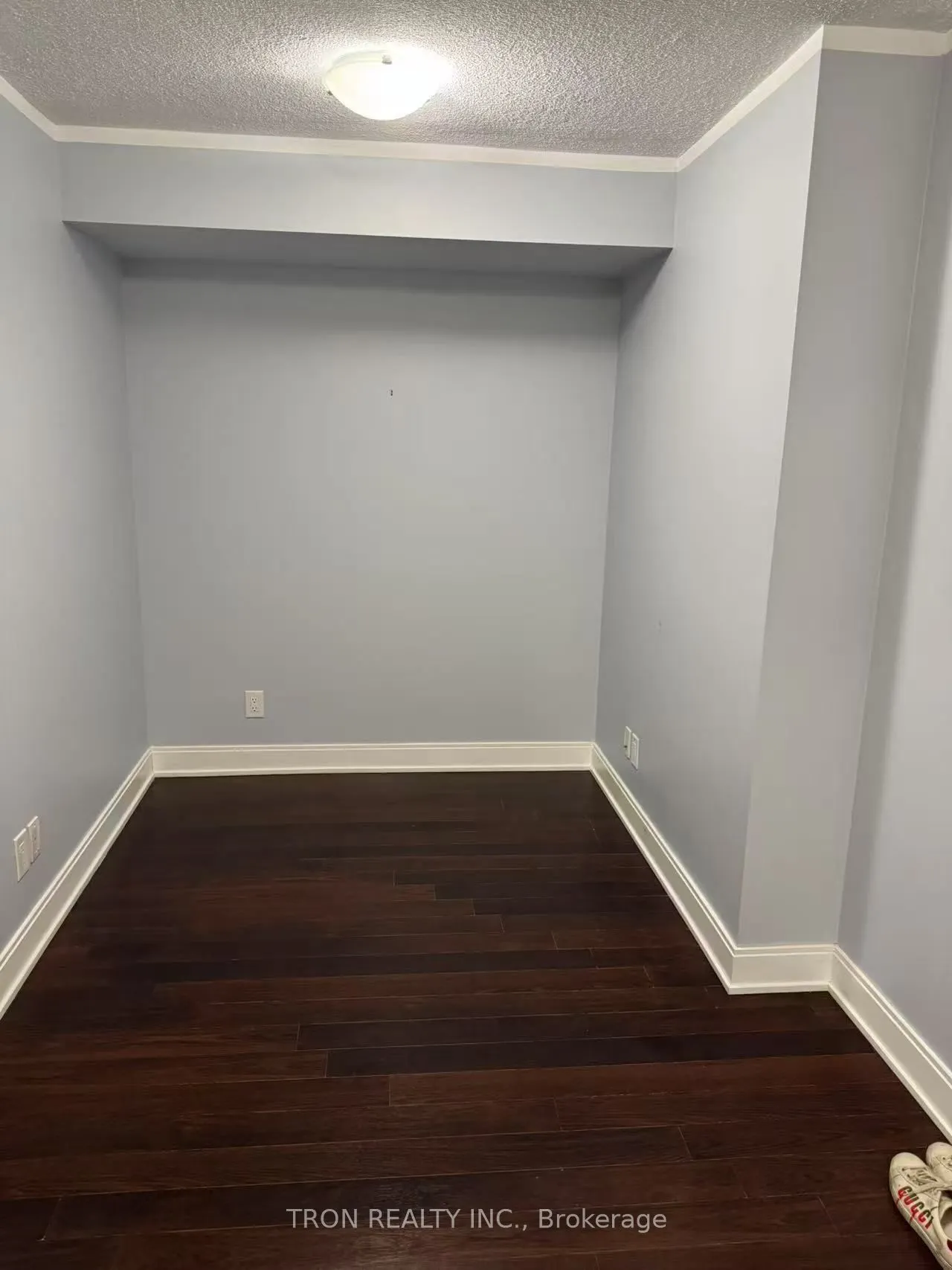 125 Village Green Square, #3102