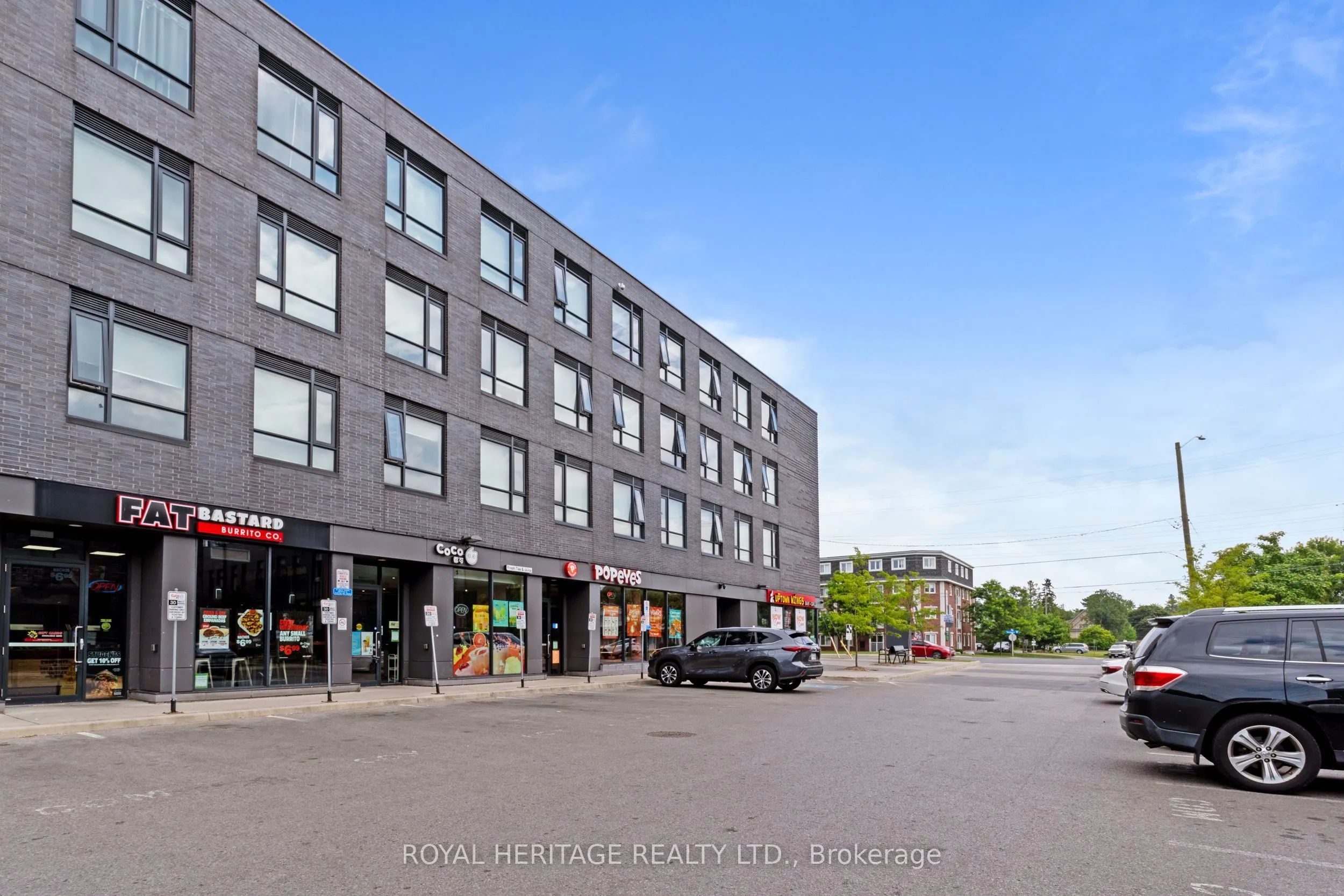 1800 Simcoe Street N #307