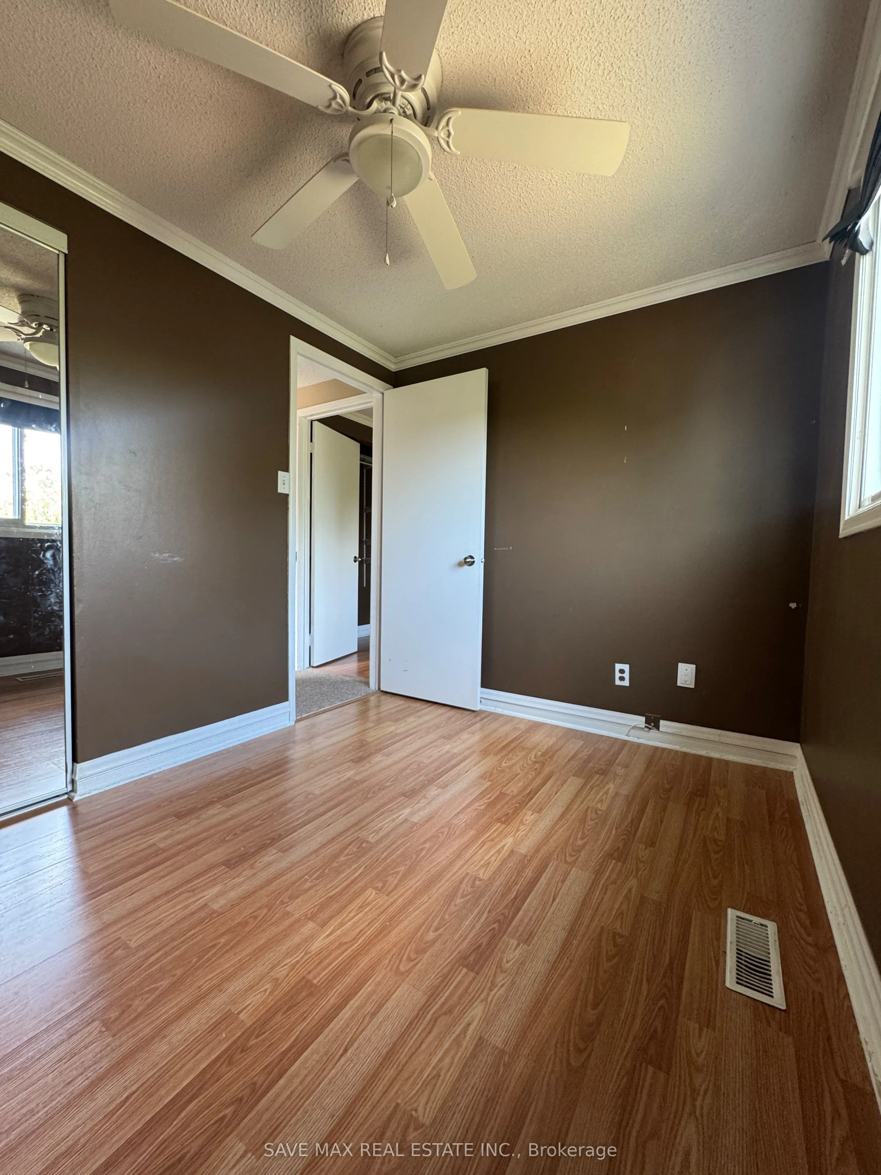 29 Fernbank Place, #Main