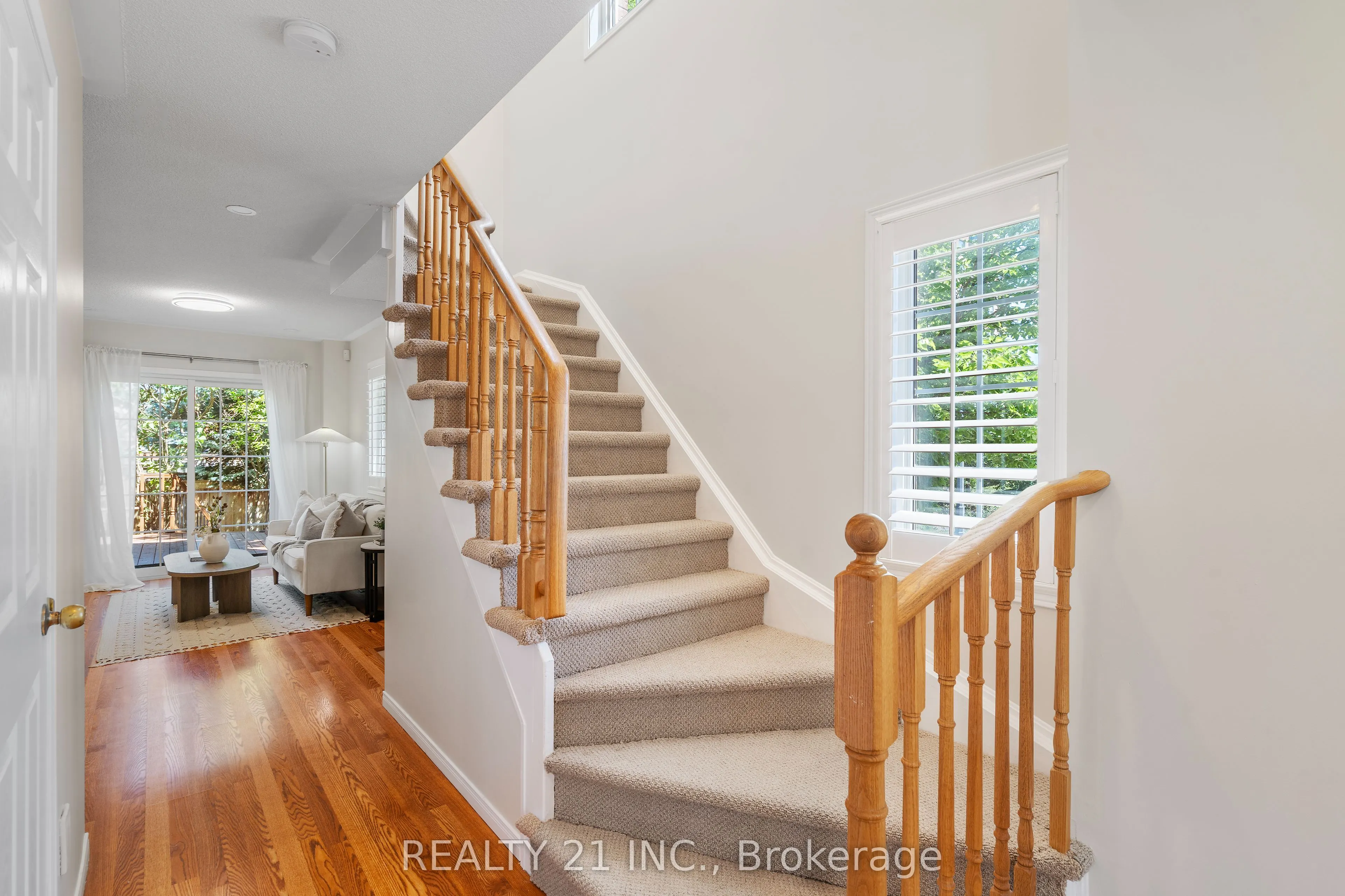 13 Ventura Lane