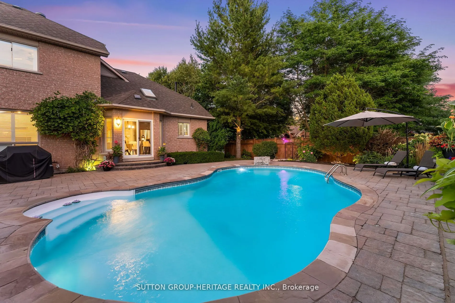 2300 Abbott Crescent