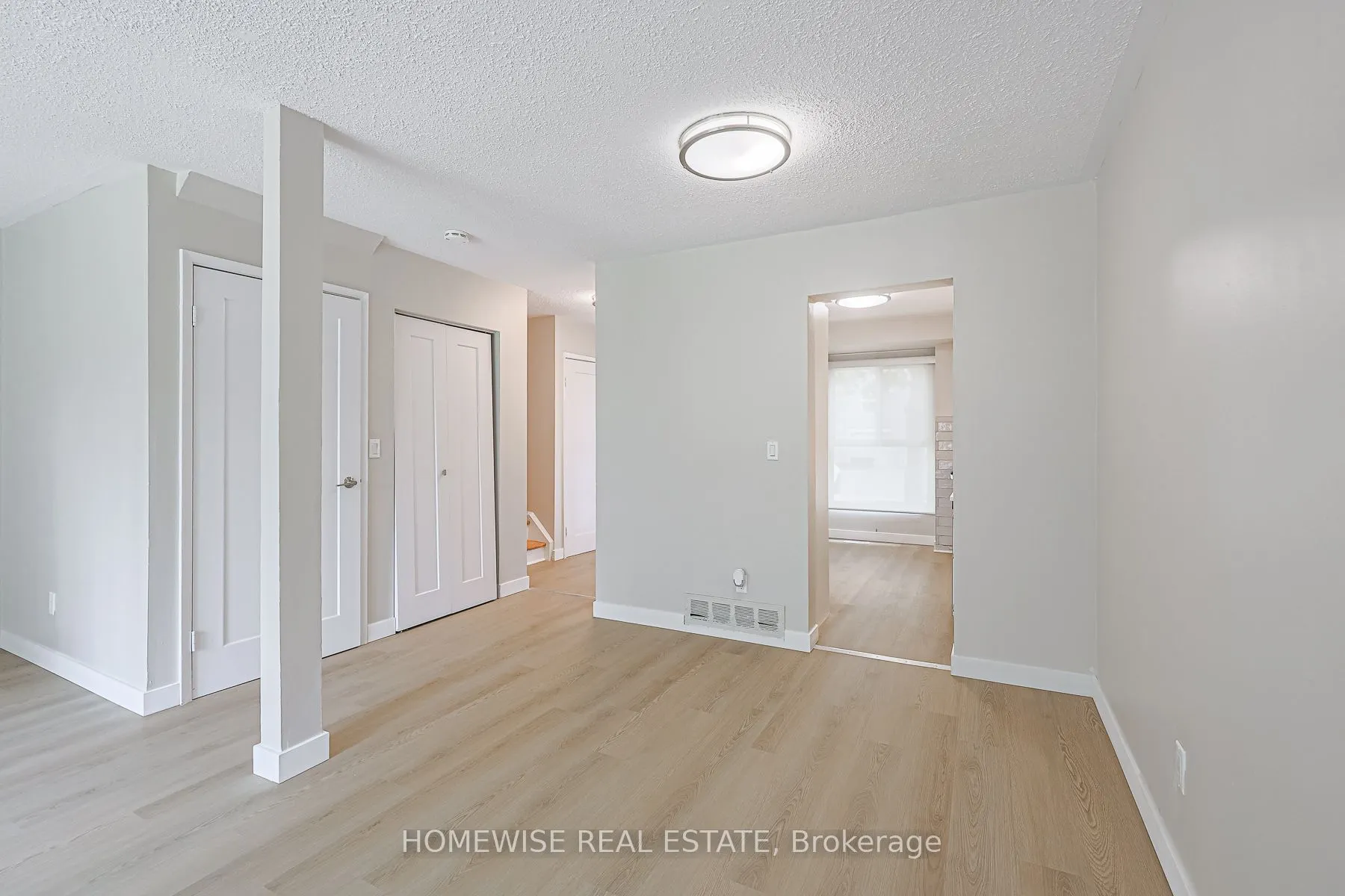 570 Waverly Street N, #33