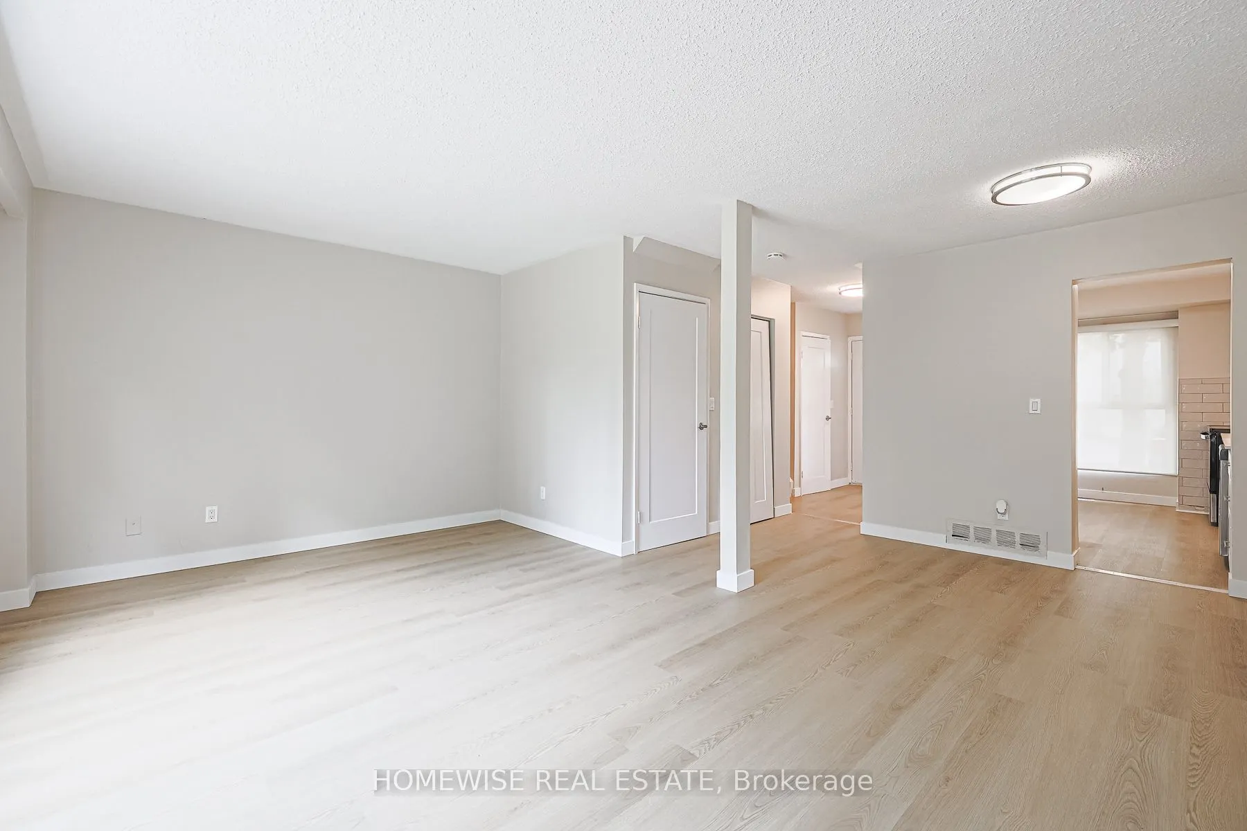 570 Waverly Street N, #33