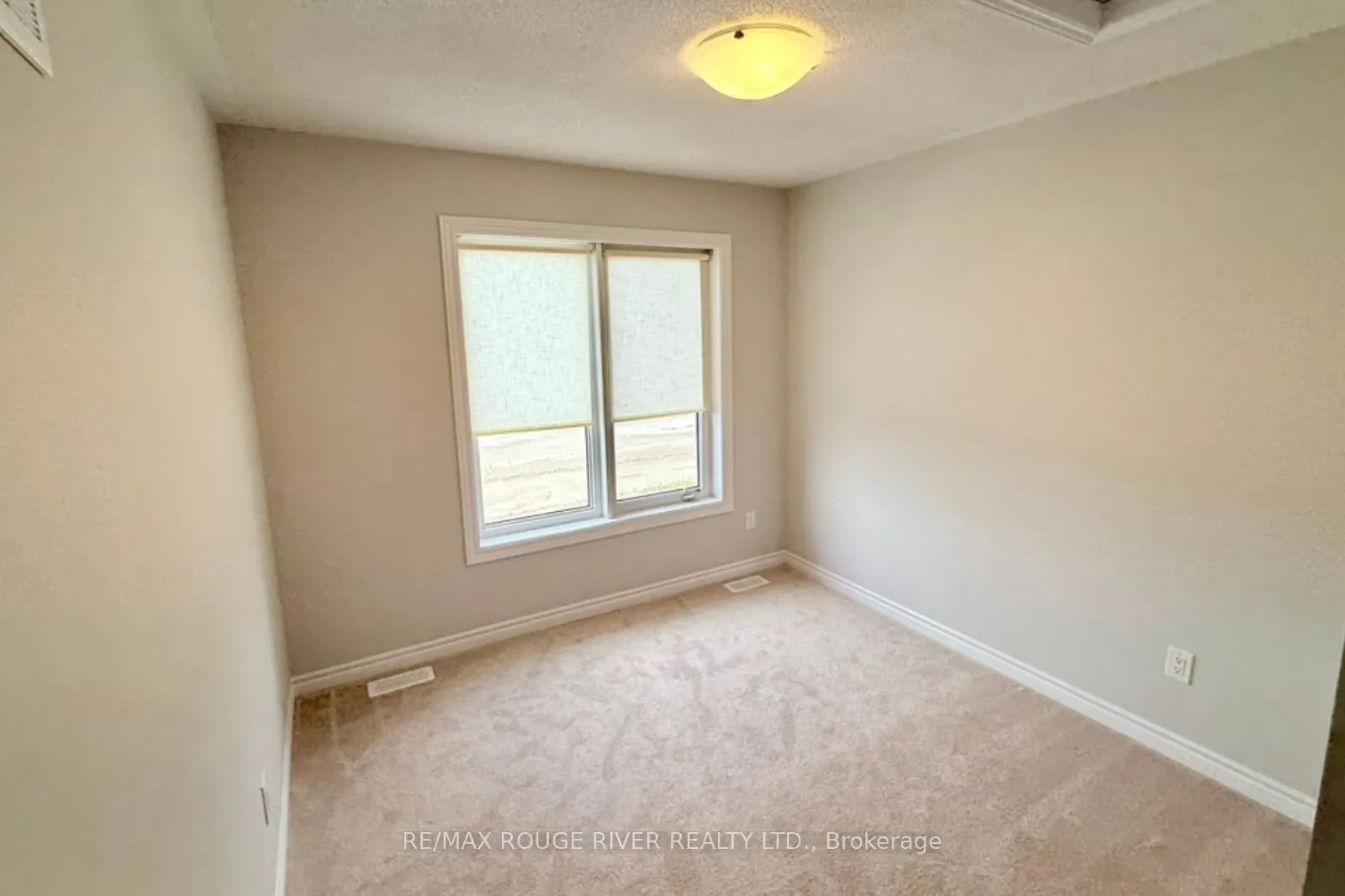 1186 Greentree Path