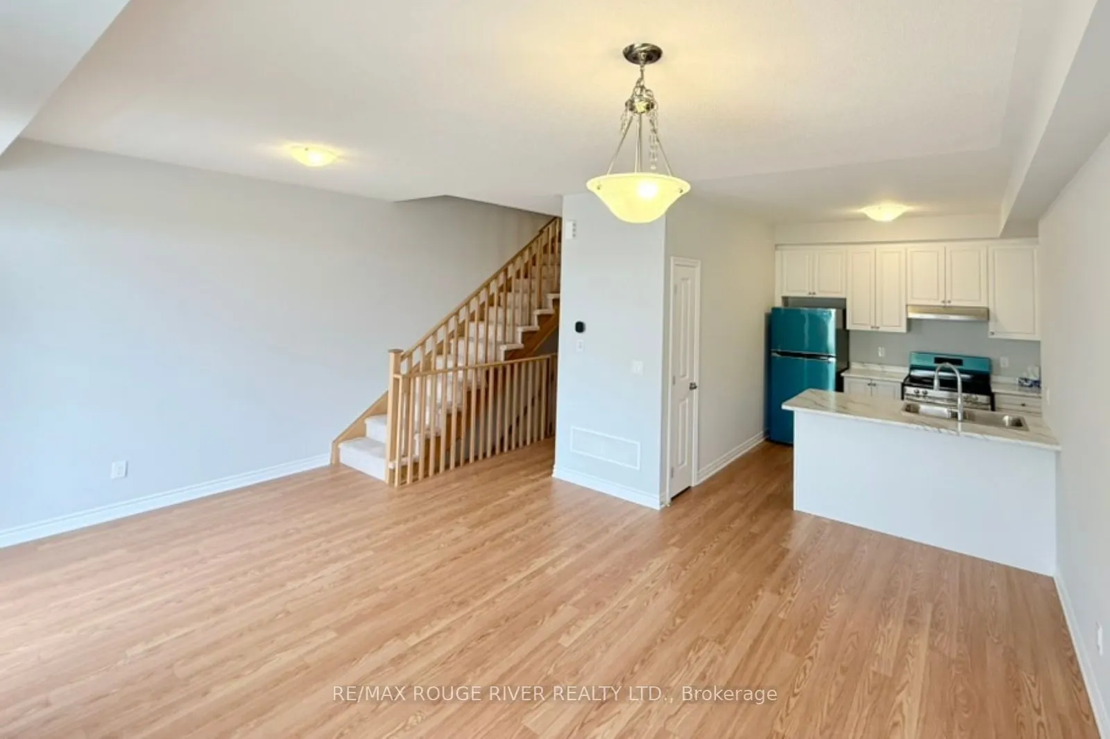 1186 Greentree Path