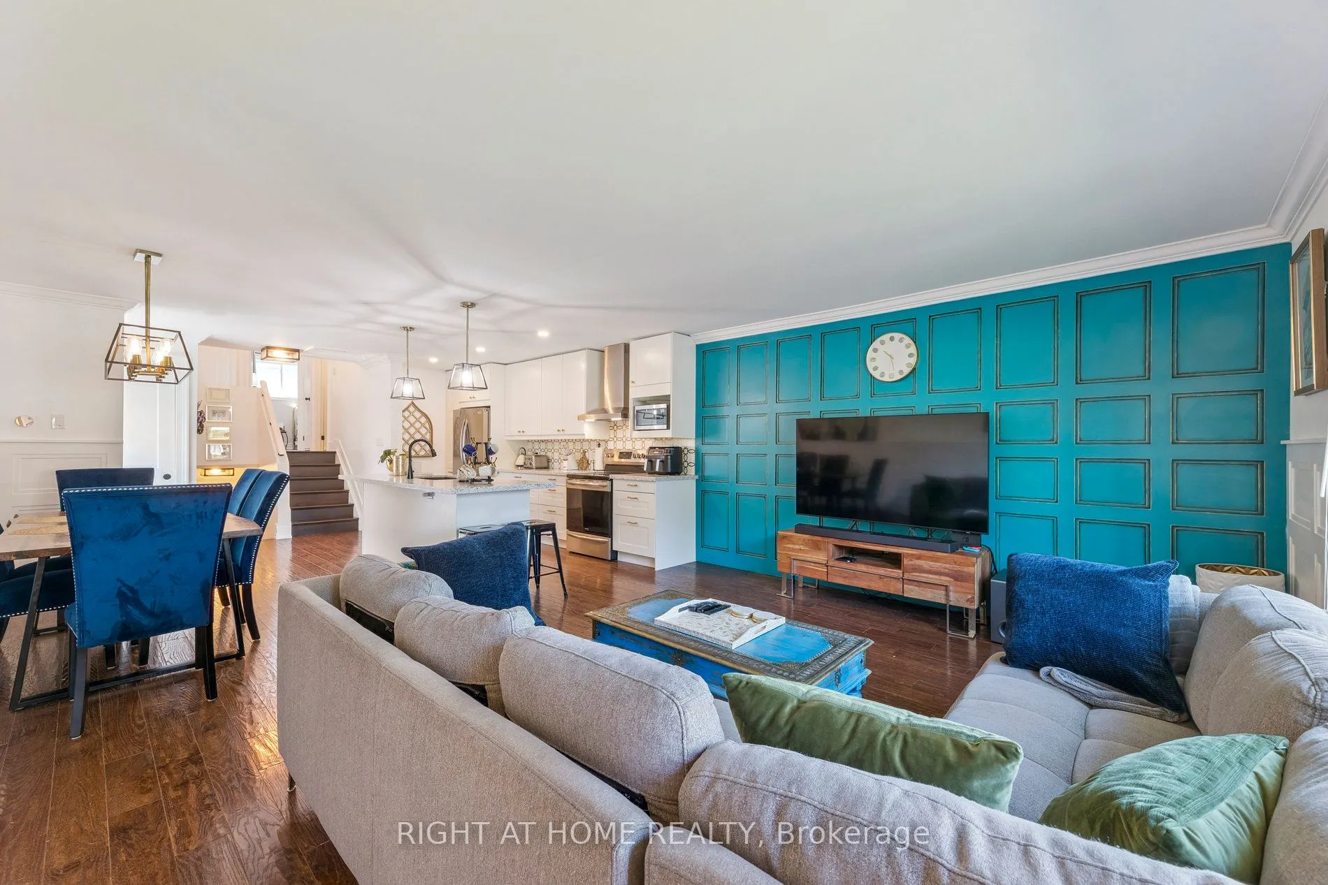403 Chandos Court