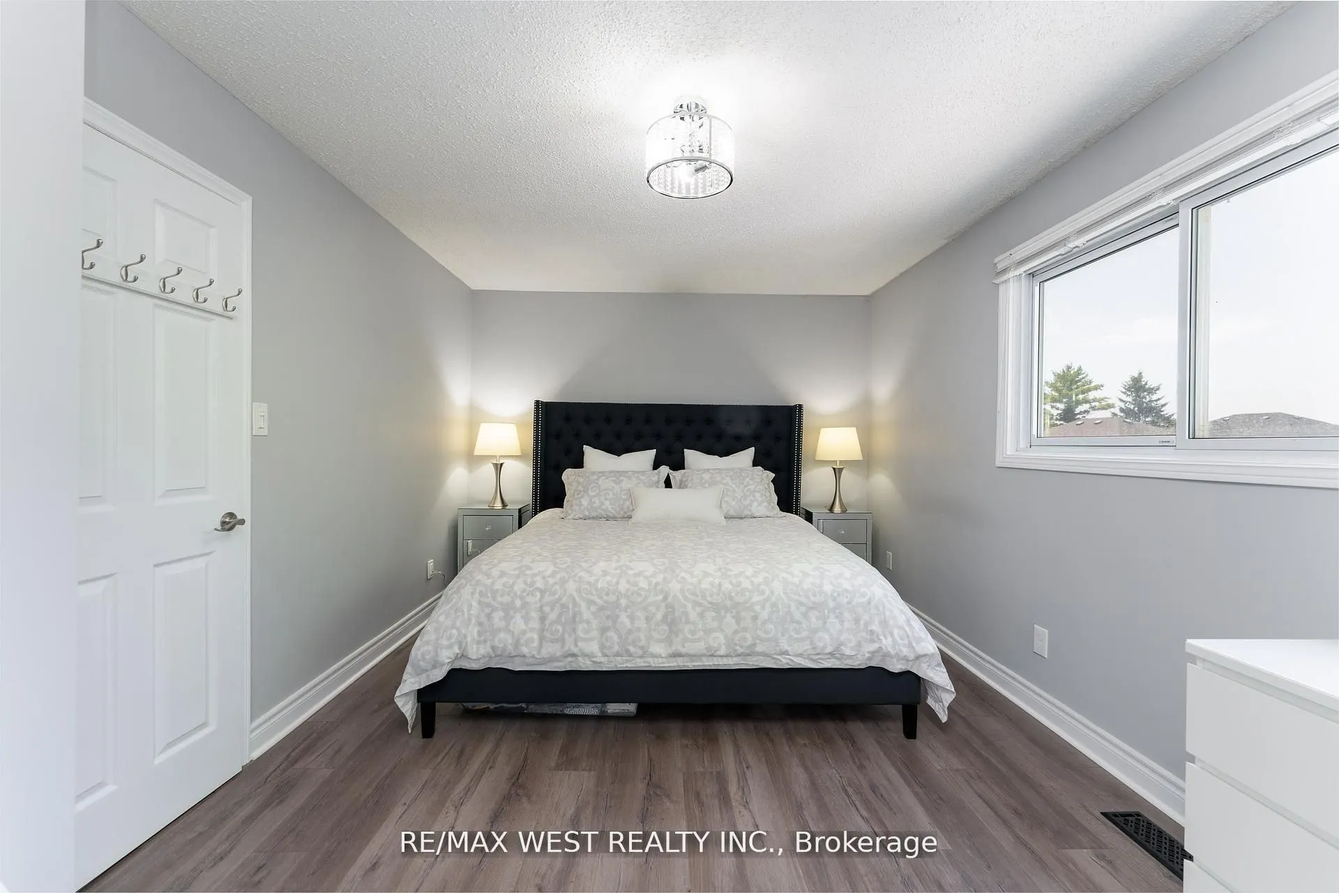 172 Lichen Crescent