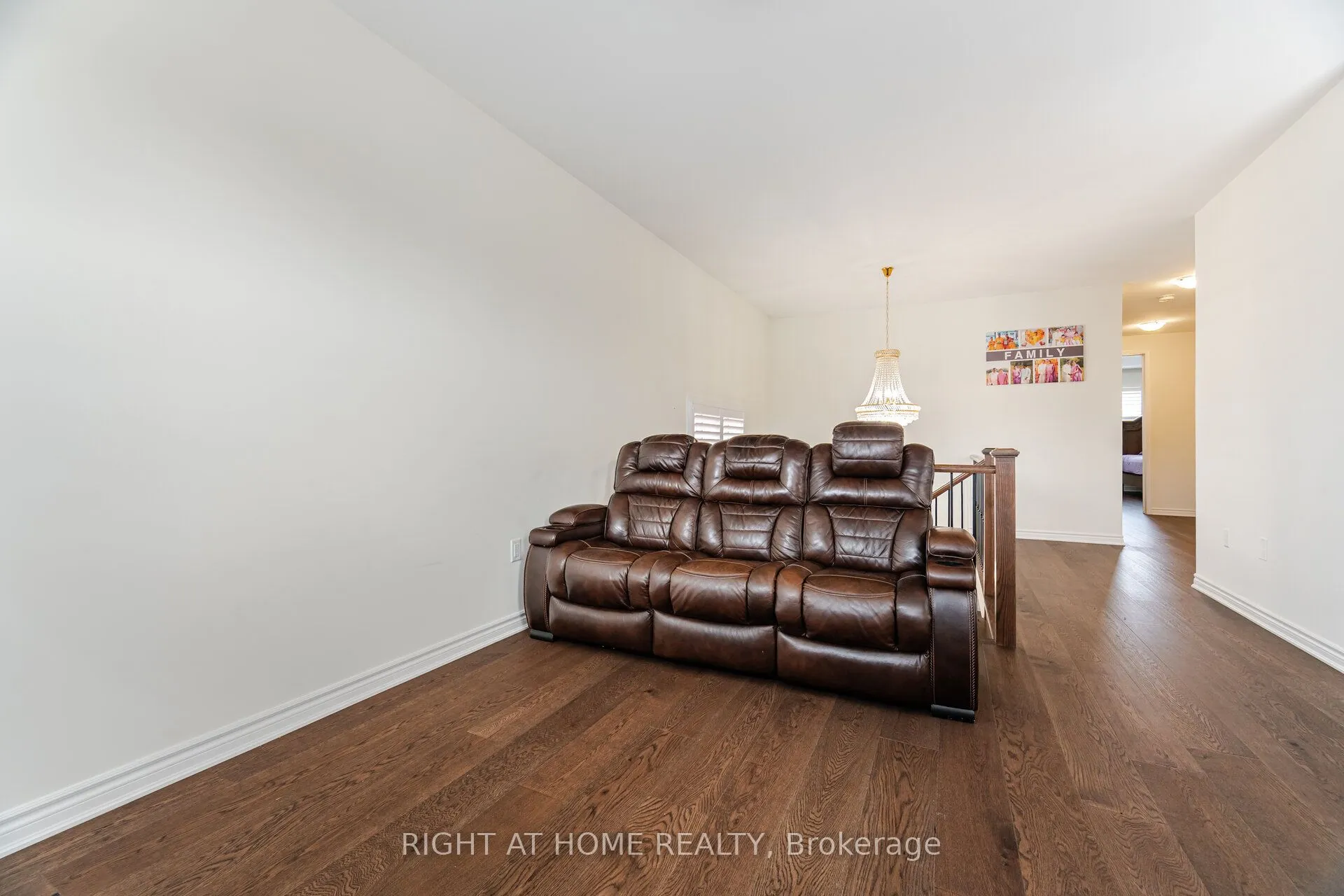 3281 Turnstone Boulevard