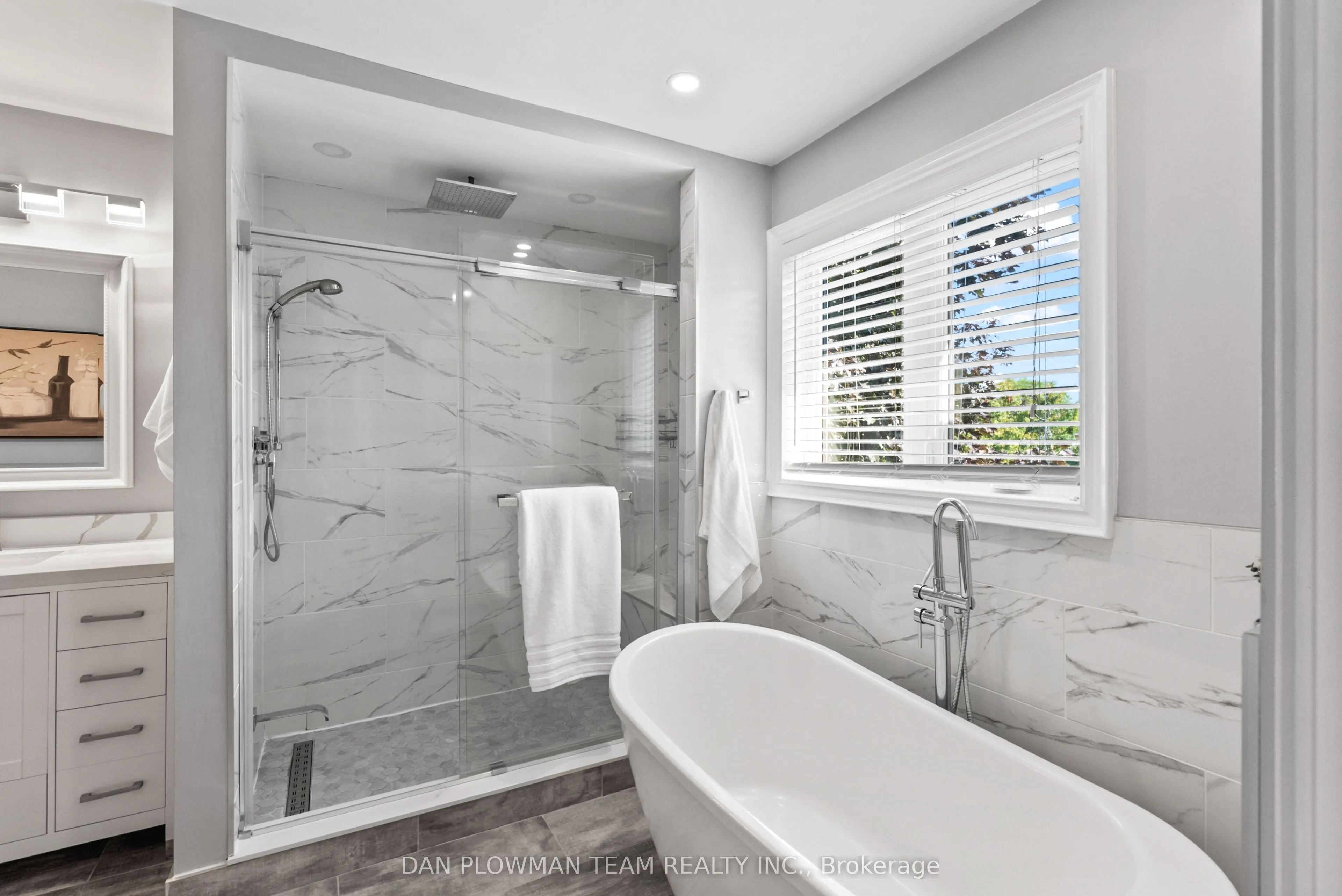 18 Headlands Crescent