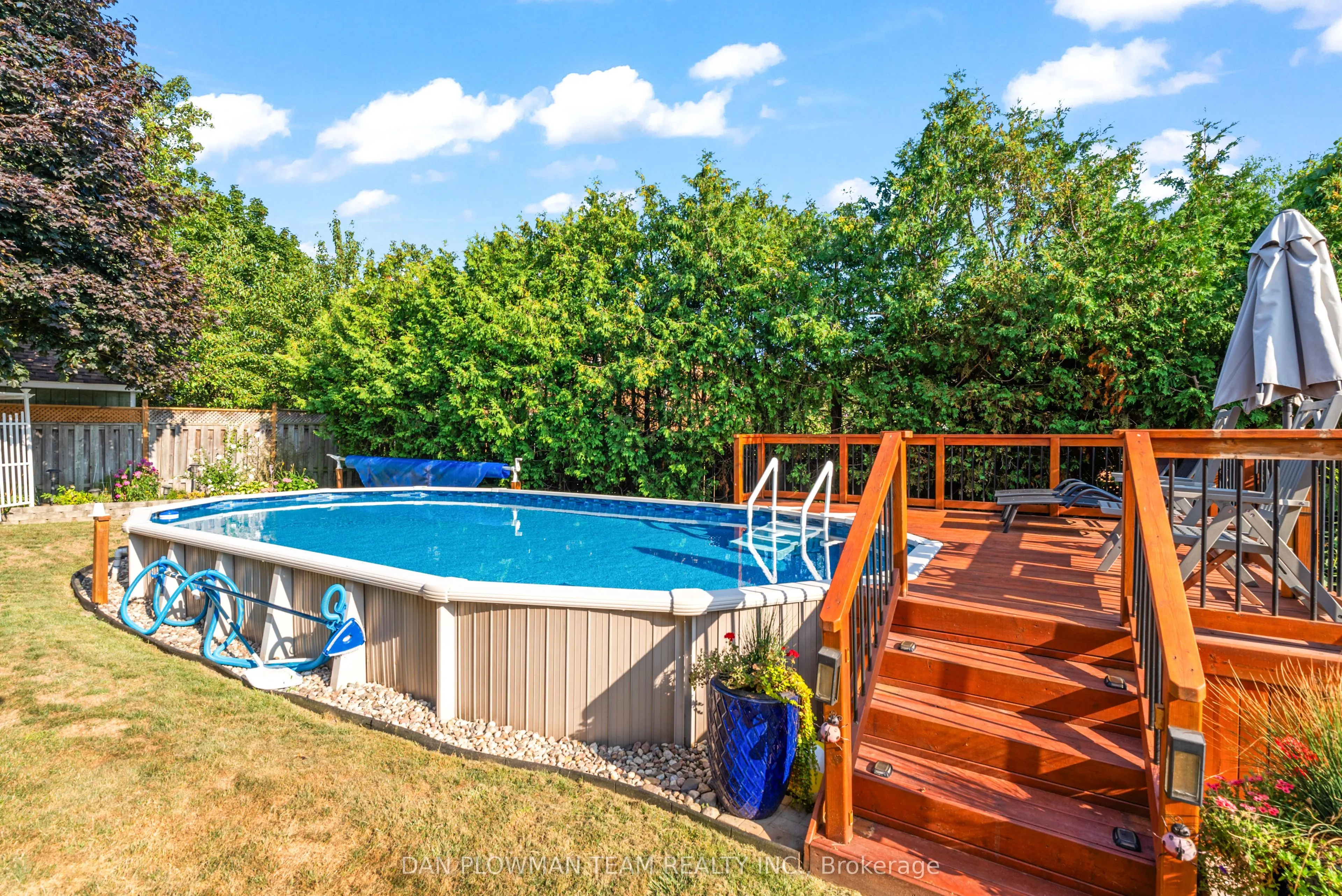 18 Headlands Crescent