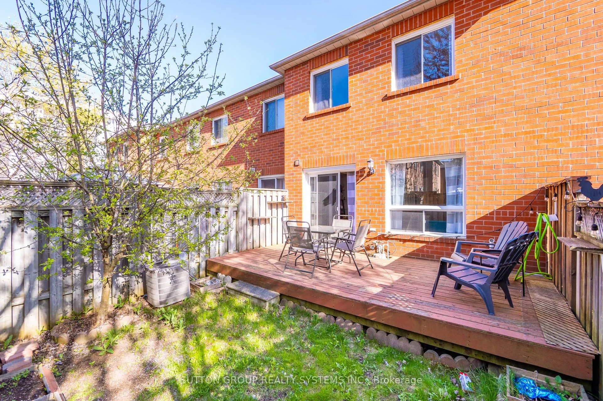 1995 Pine Grove Avenue, #33