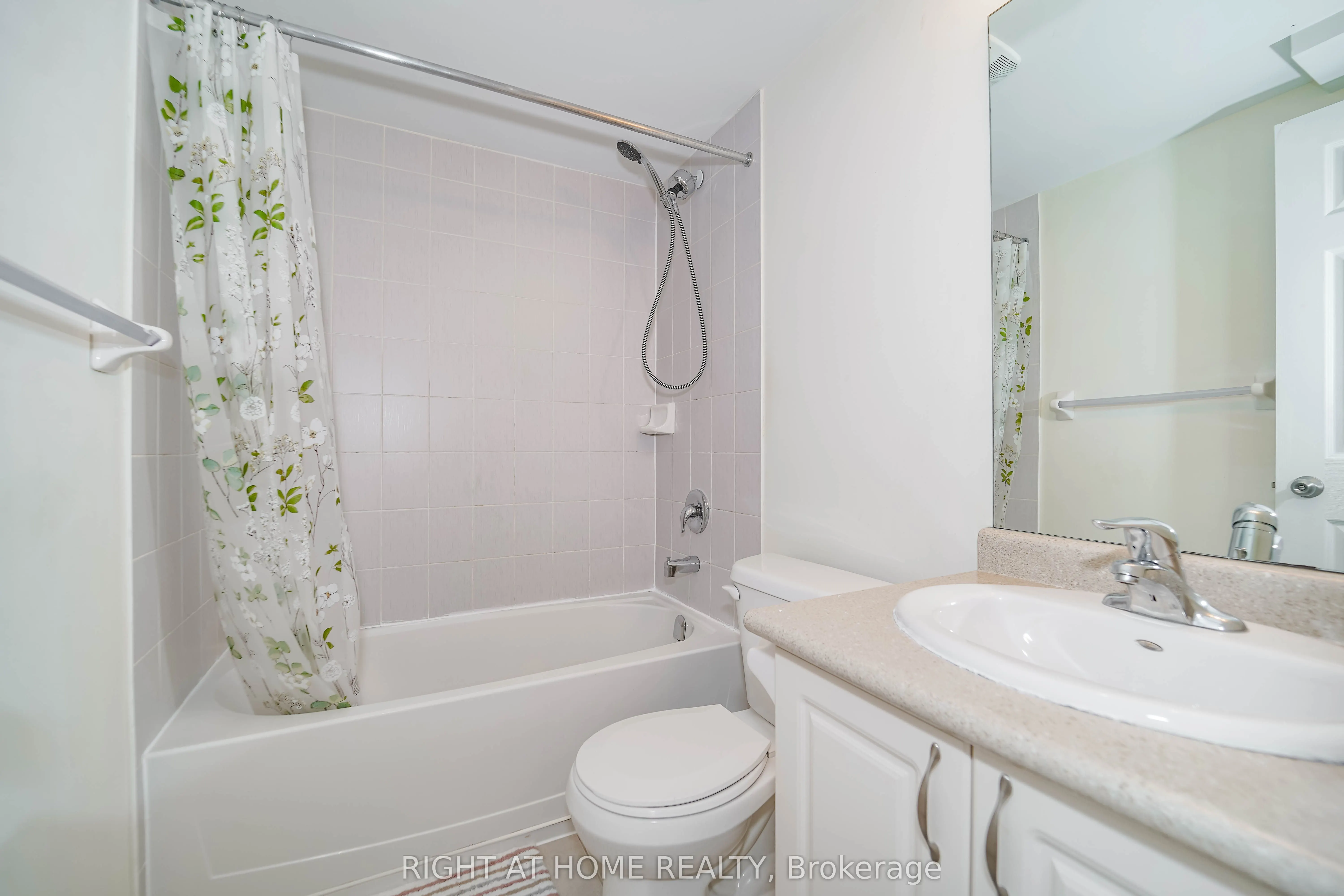 33 Island Road, #6